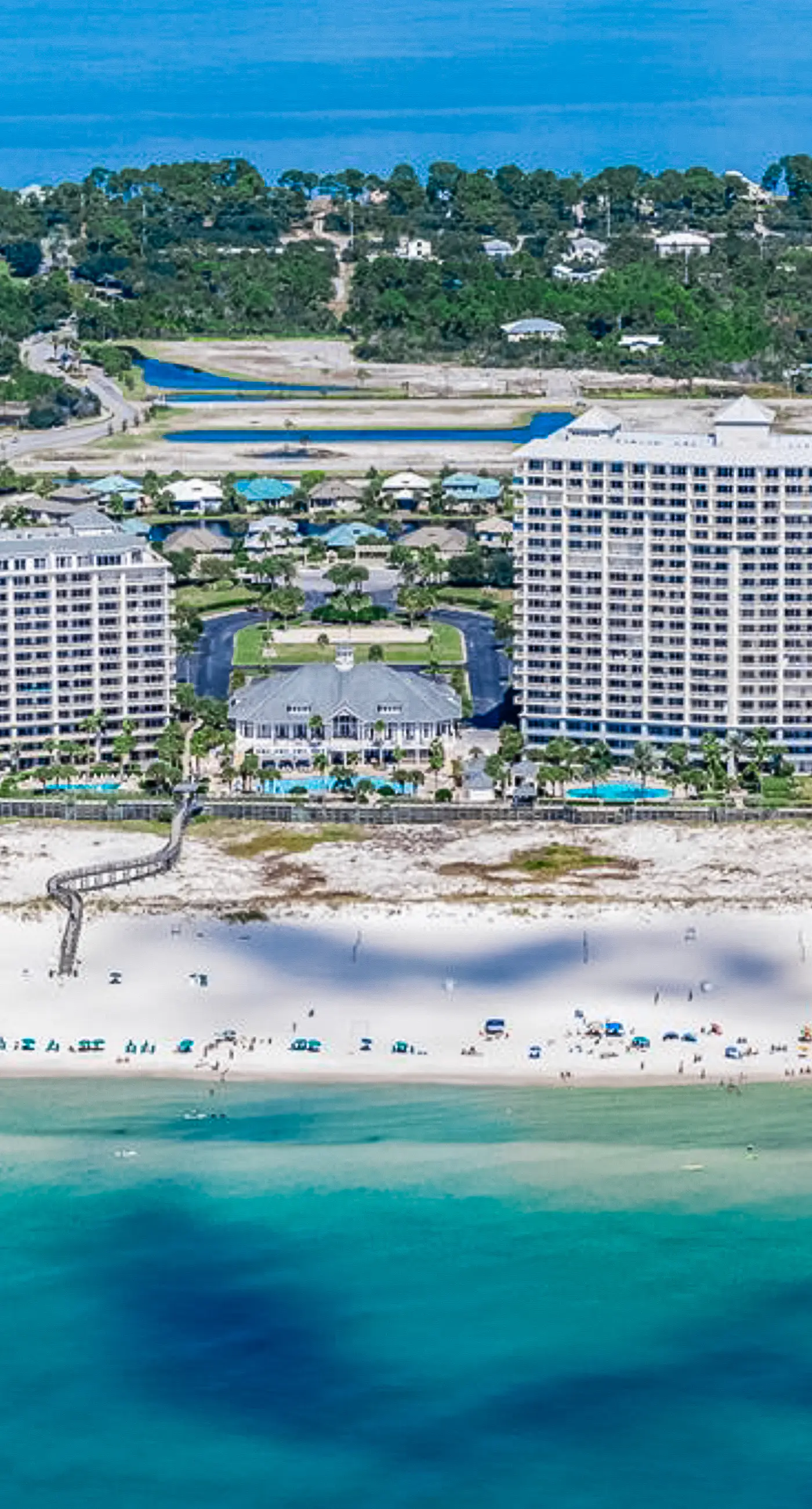 Third-Floor Luxury Condo Near the Beach with Shared Pool, Hot Tub, Free WiFi, AC