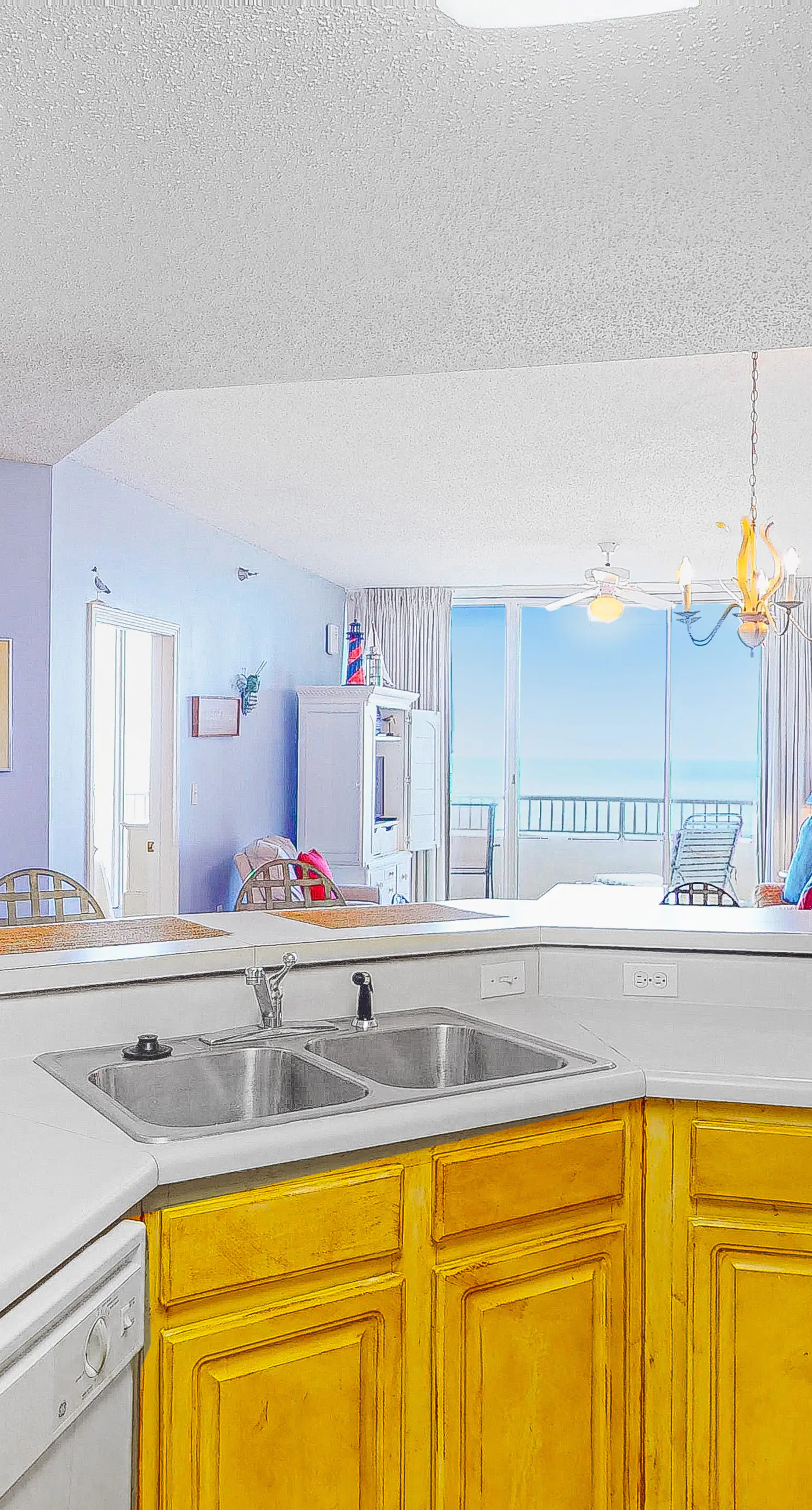 Spacious and Conveniently Located Condo Near Beach with Shared Pool & Hot Tub