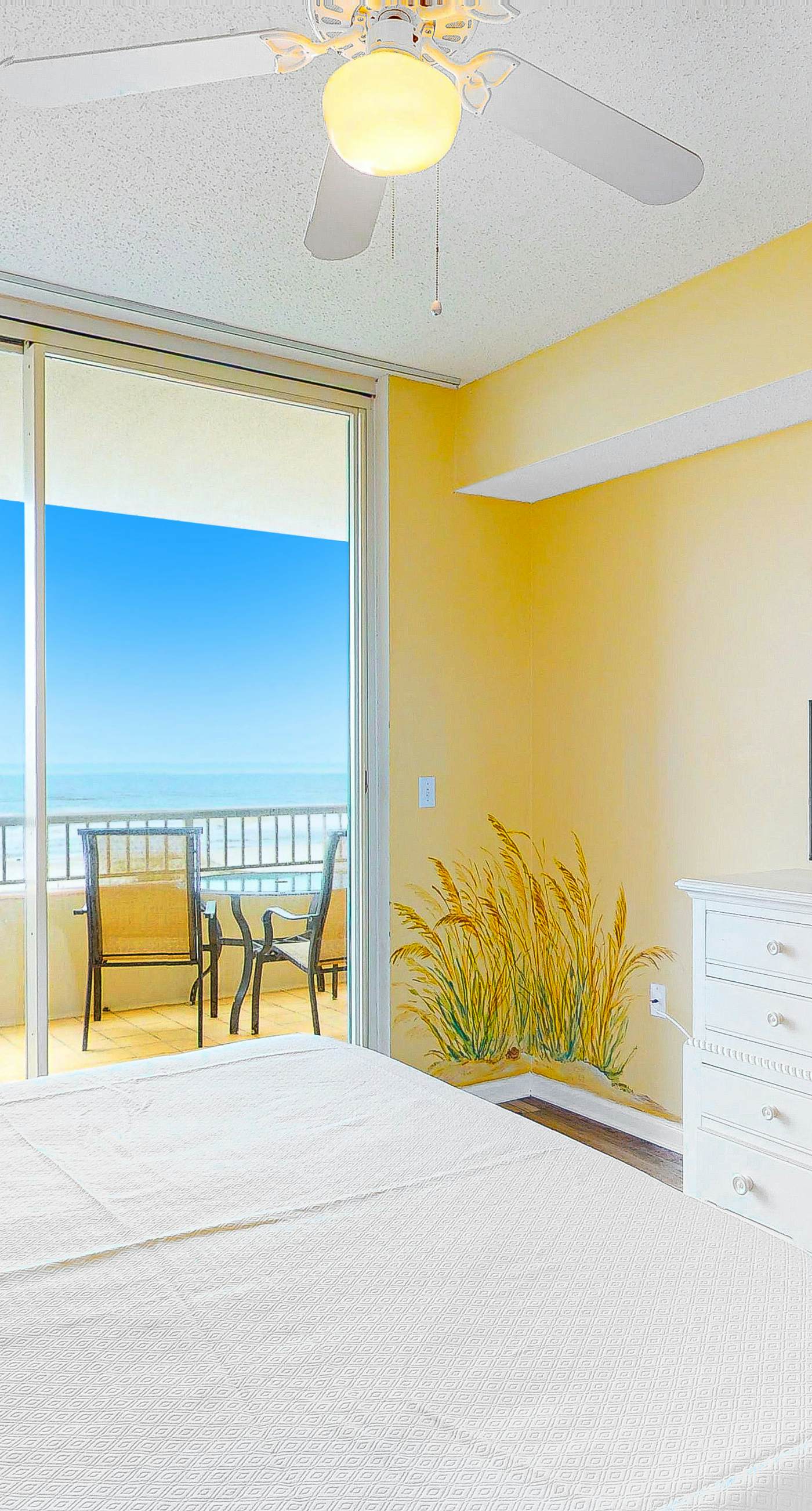 Spacious and Conveniently Located Condo Near Beach with Shared Pool & Hot Tub