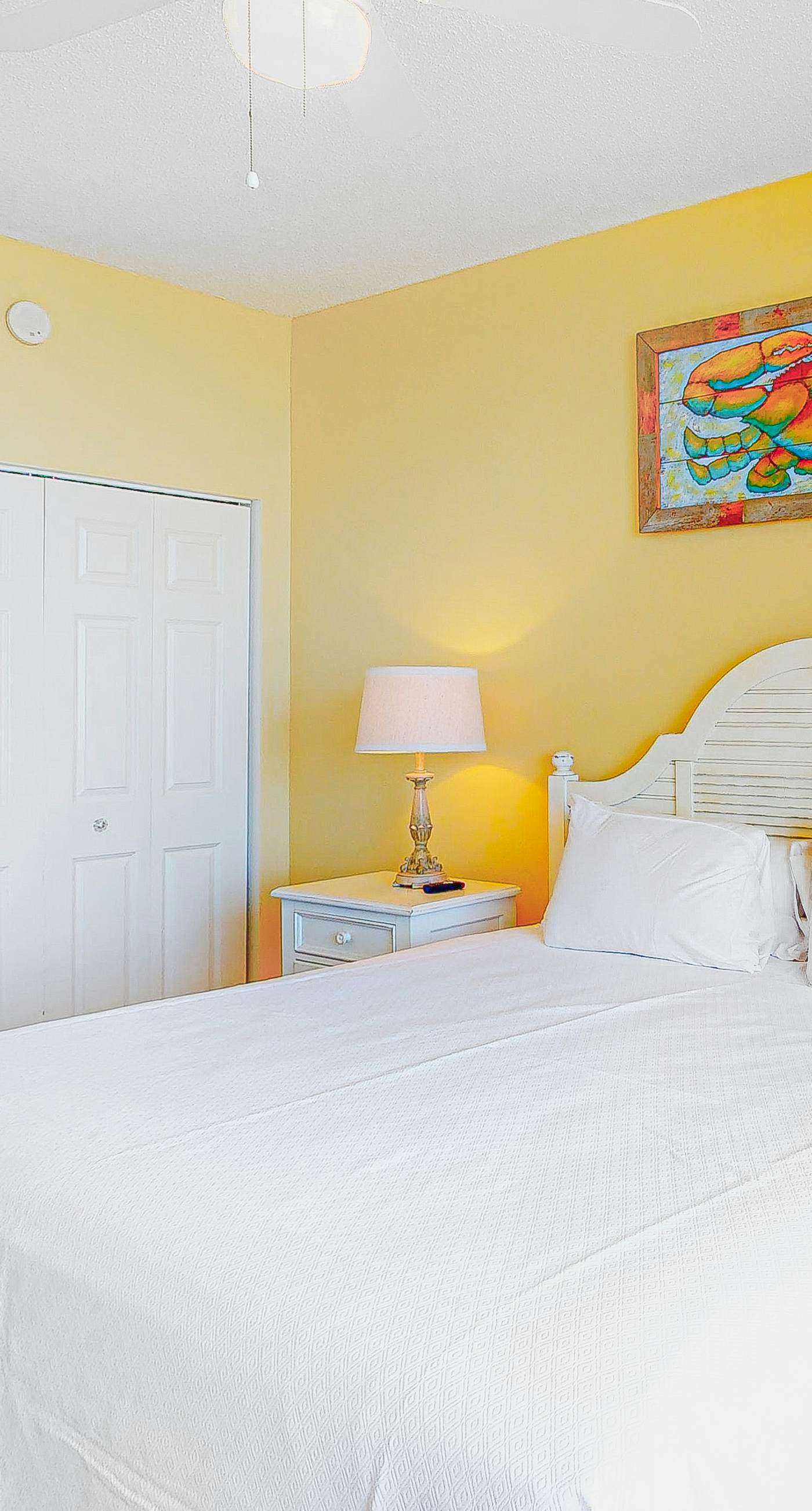 Spacious and Conveniently Located Condo Near Beach with Shared Pool & Hot Tub