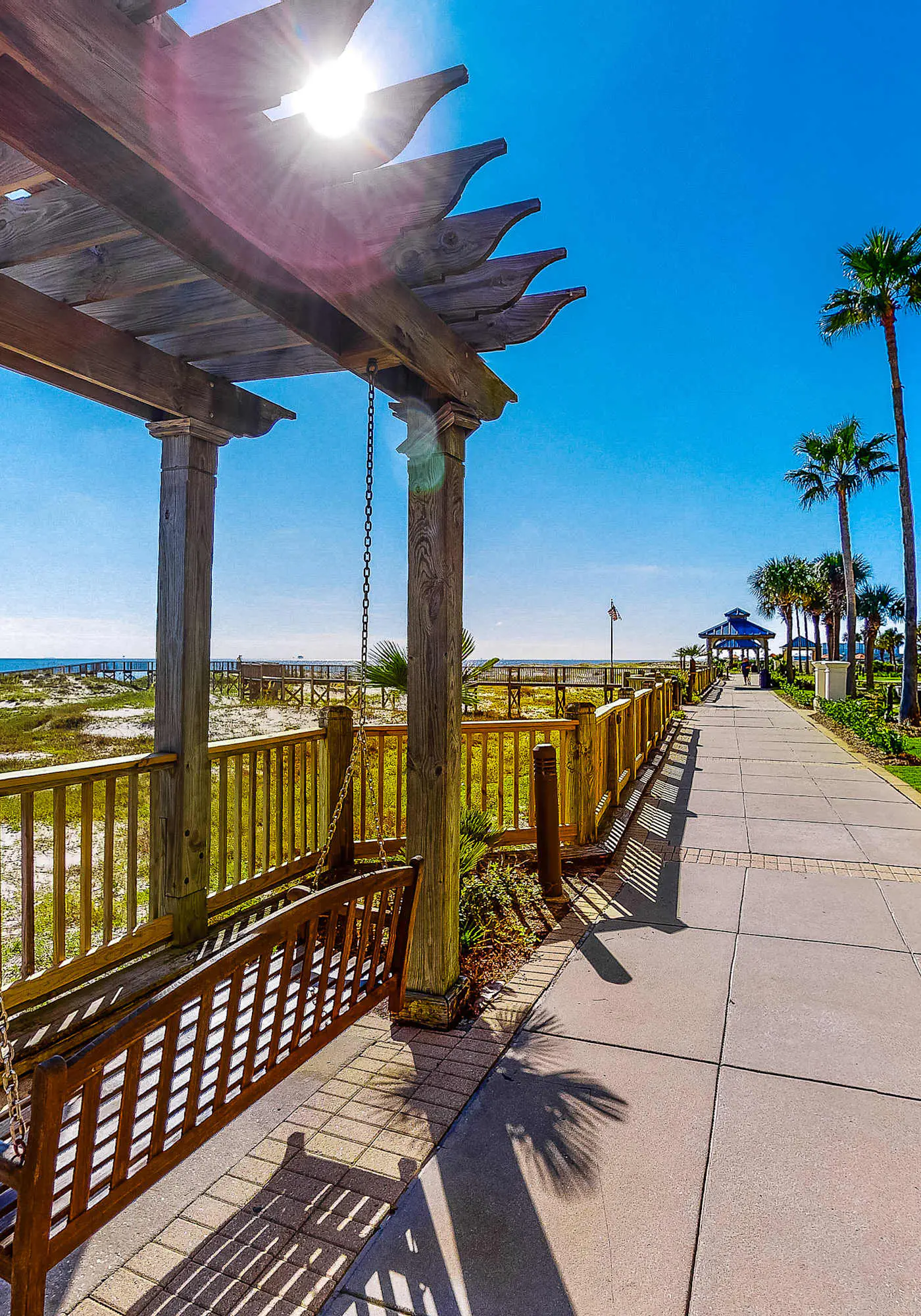 Beautiful Home Nestled Between Bay and Gulf with Shared Hot Tub, Pool, Free WiFi