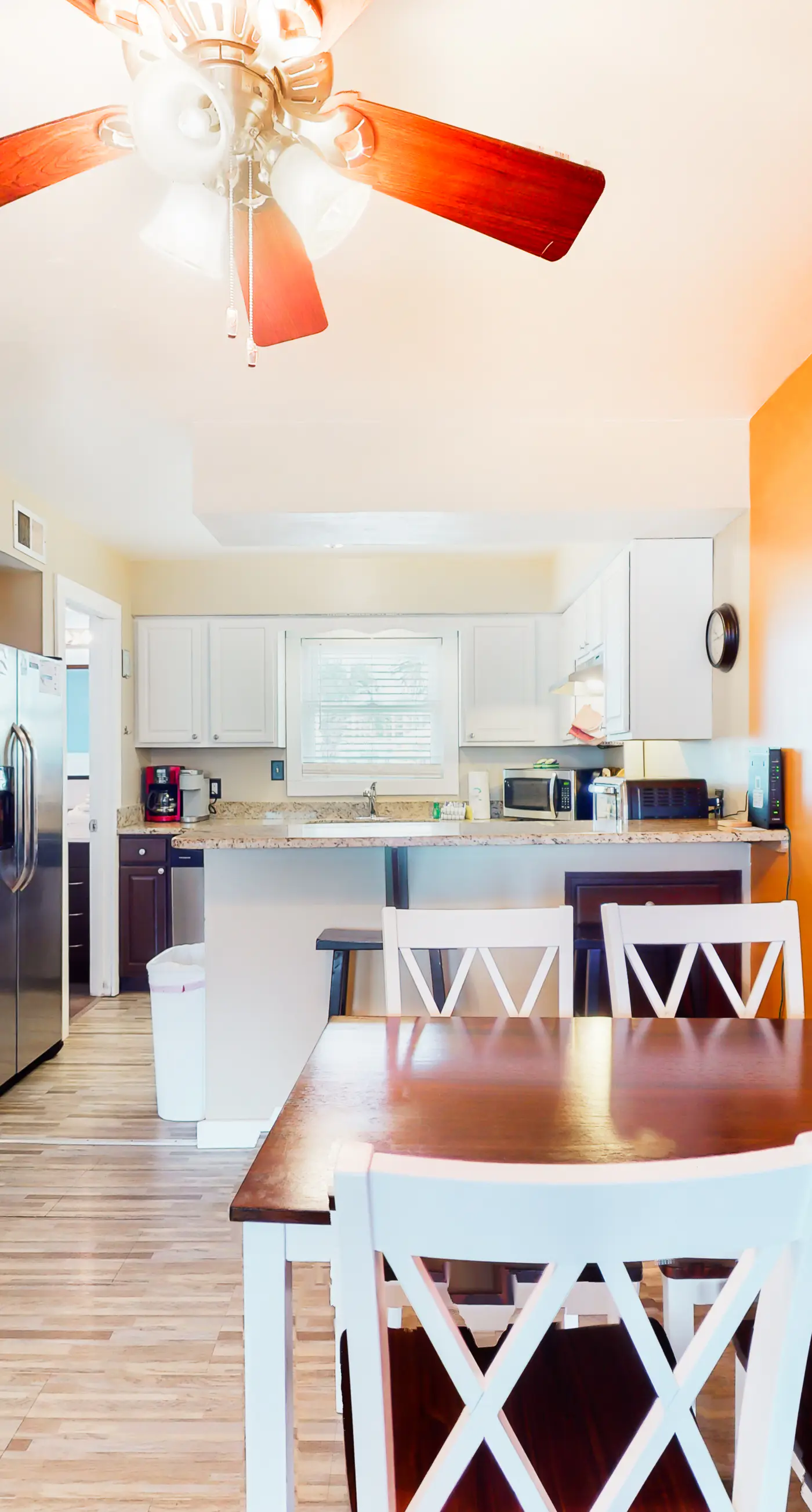 Dog-friendly townhome with Gulf views, balconies, pool, W/D, & AC - snowbirds OK