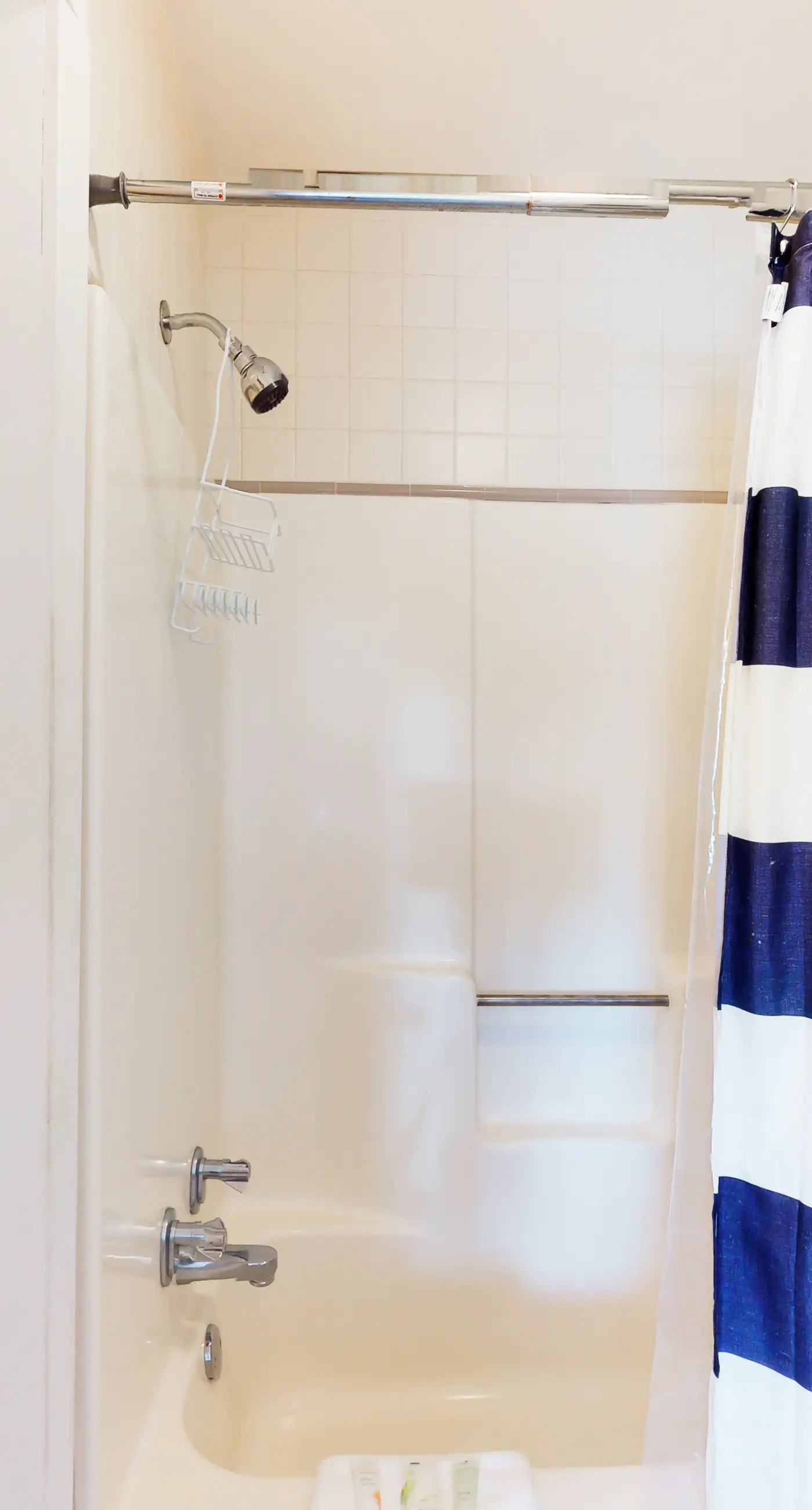 Dog-friendly townhome with Gulf views, balconies, pool, W/D, & AC - snowbirds OK