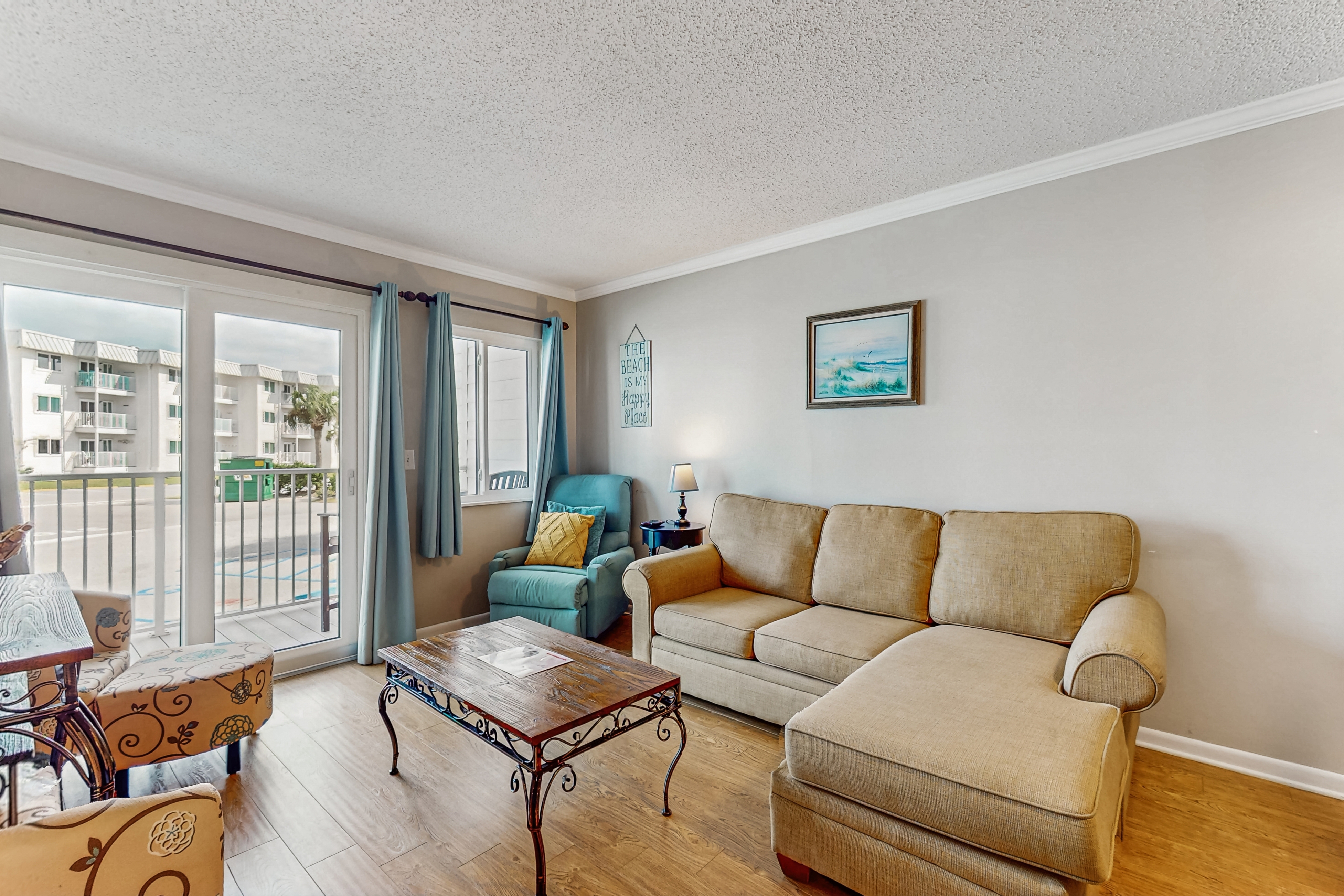 Spacious condo with balcony and shared pools and tennis, on-site golfing