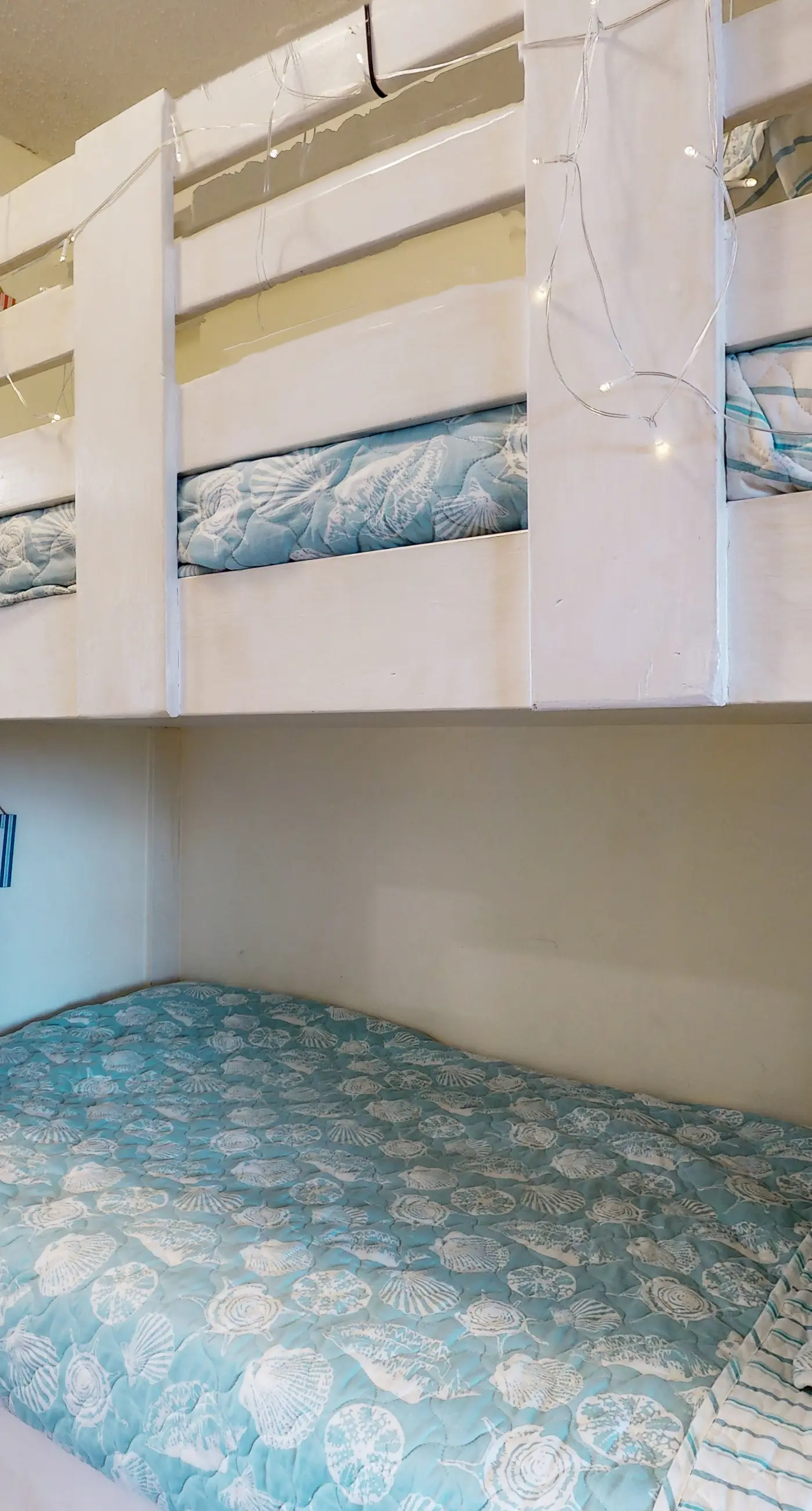 Family friendly condo in Fort Morgan with ocean views