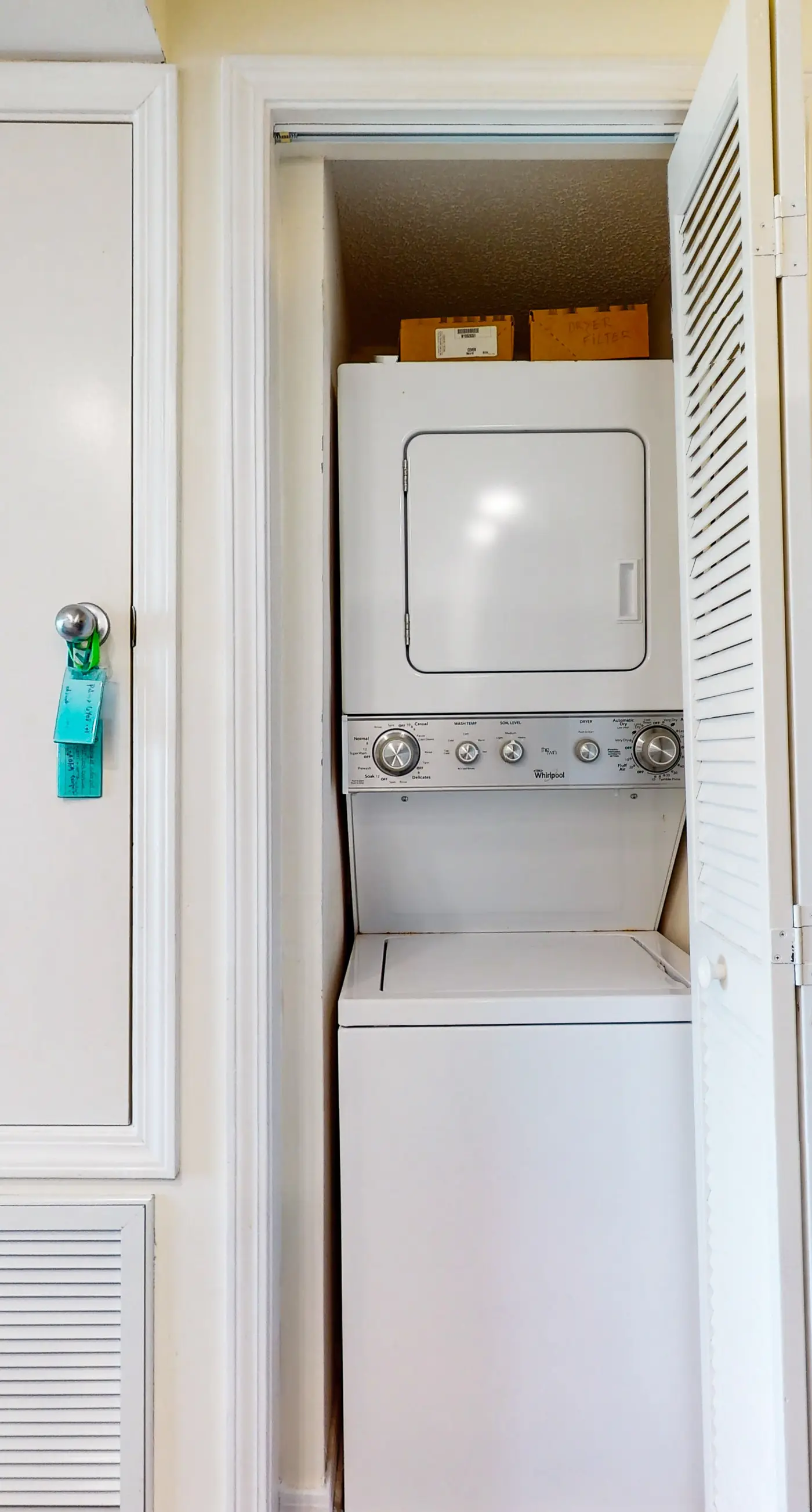 Family friendly condo in Fort Morgan with ocean views