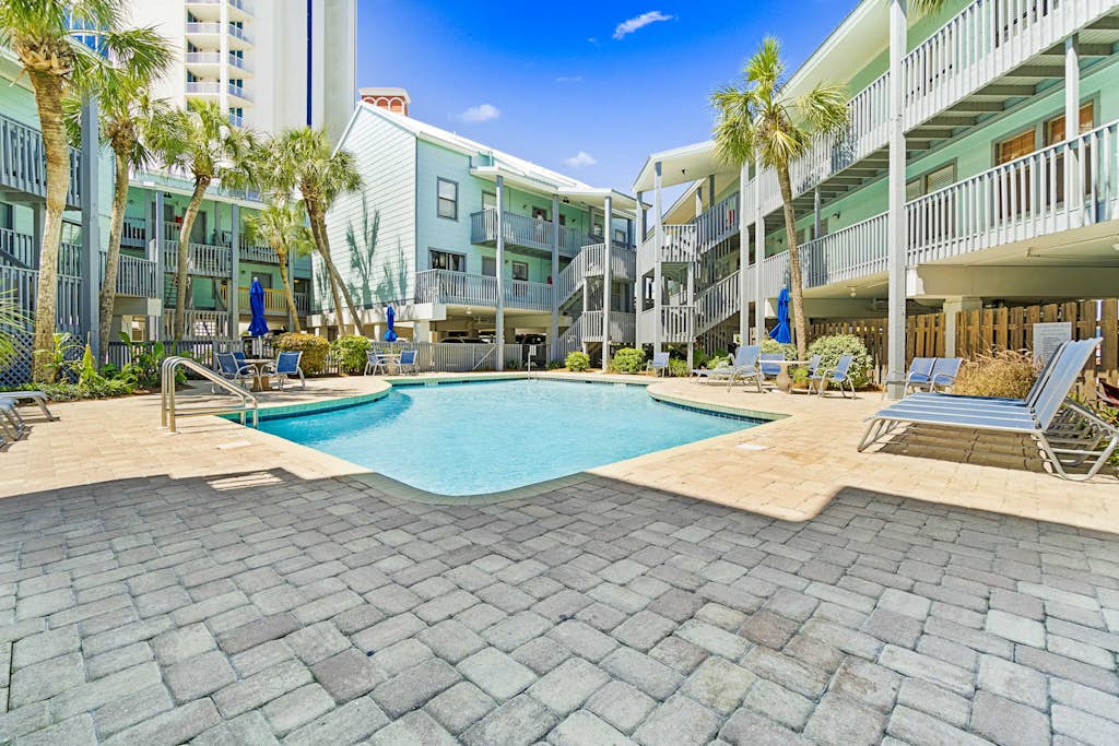 Ocean Reef 402