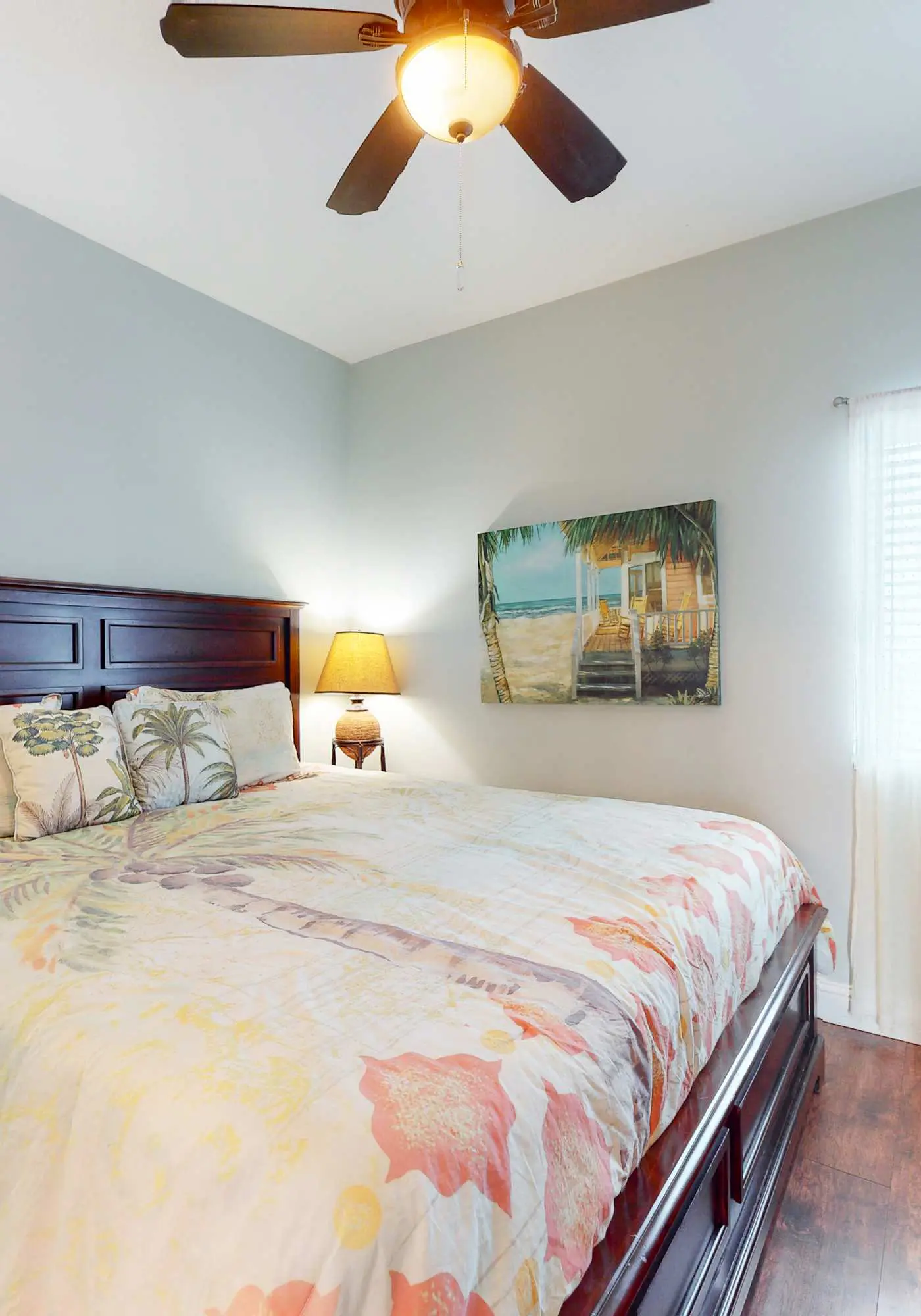 Remodeled Beachfront Condo w Multiple Resort Pools, Hot Tubs, & Gym