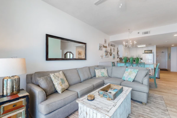 Open, bright condo w/ breathtaking Gulf-front view & shared pools/hot tubs