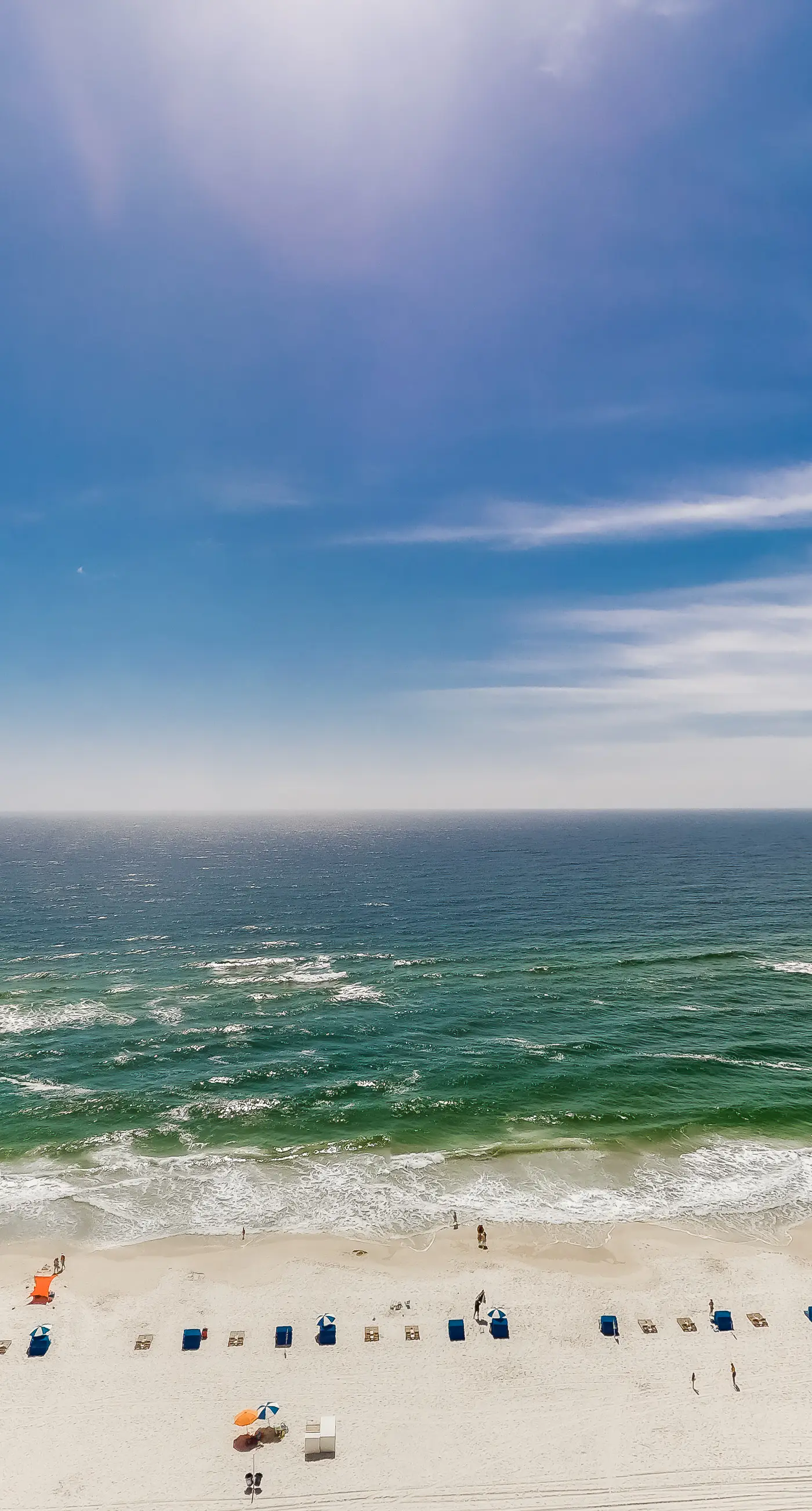 Open, bright condo w/ breathtaking Gulf-front view & shared pools/hot tubs