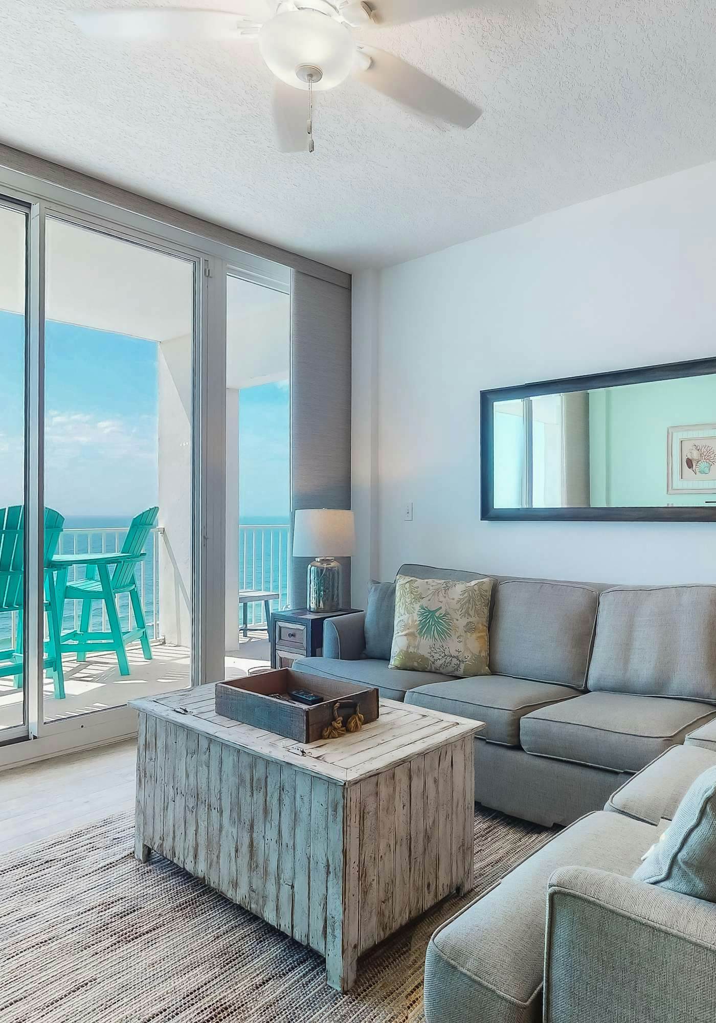 Open, bright condo w/ breathtaking Gulf-front view & shared pools/hot tubs
