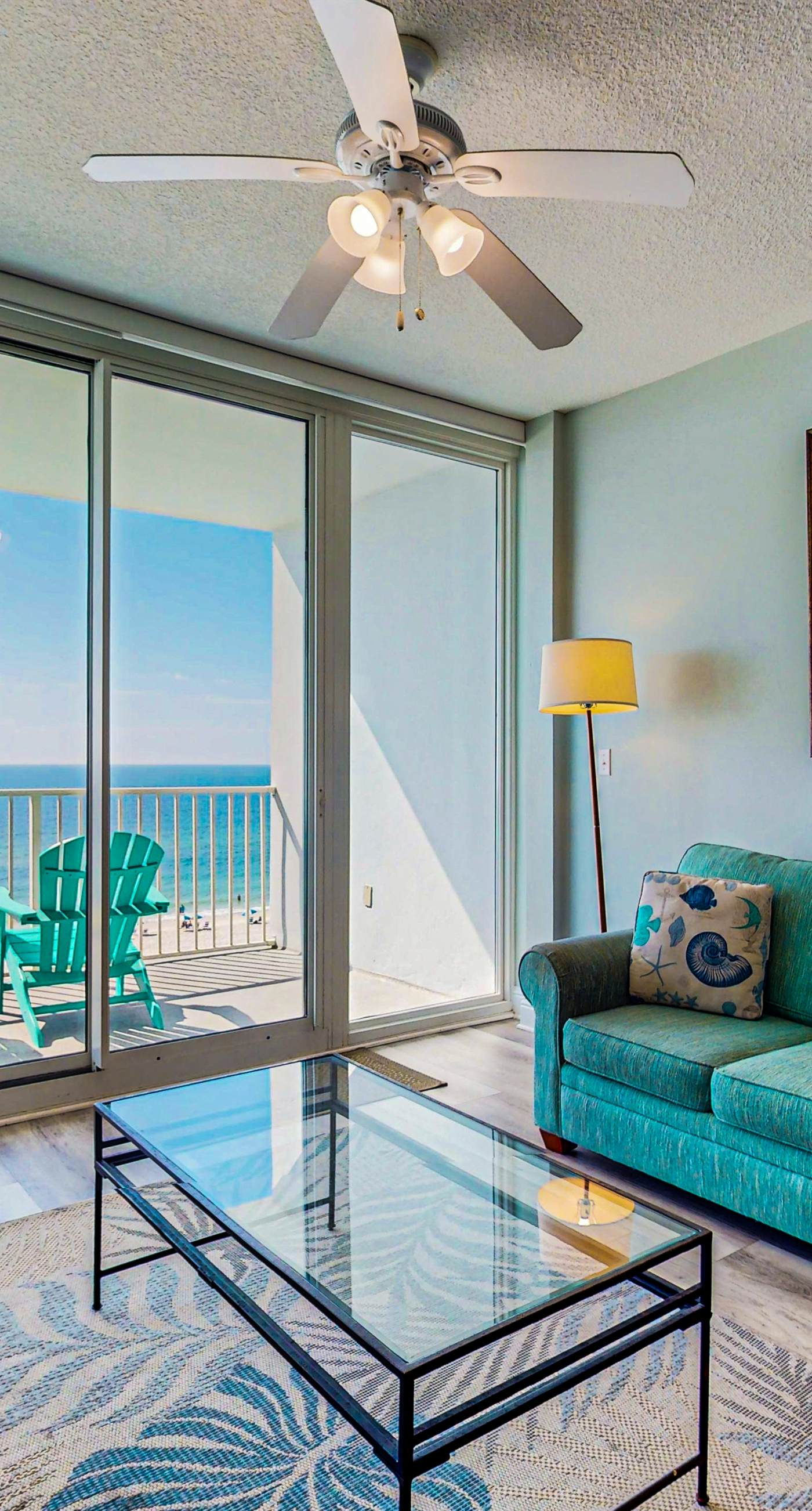 Gulf-front condo w/ 2 pools, sauna, hot tubs, fitness center & stunning views