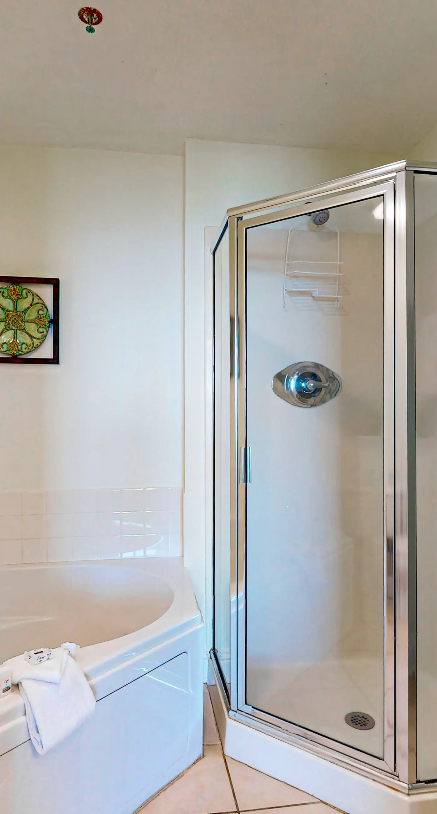 Gulf-front condo w/ 2 pools, sauna, hot tubs, fitness center & stunning views