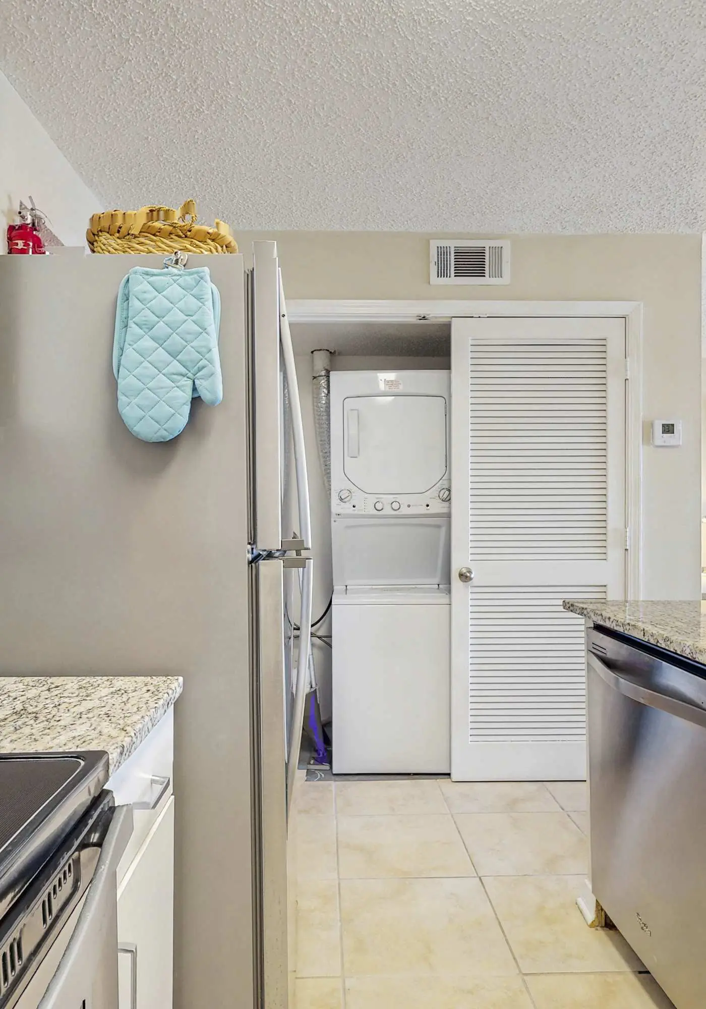 Gulf front condo with community outdoor and indoor pools, hot tub, and sauna