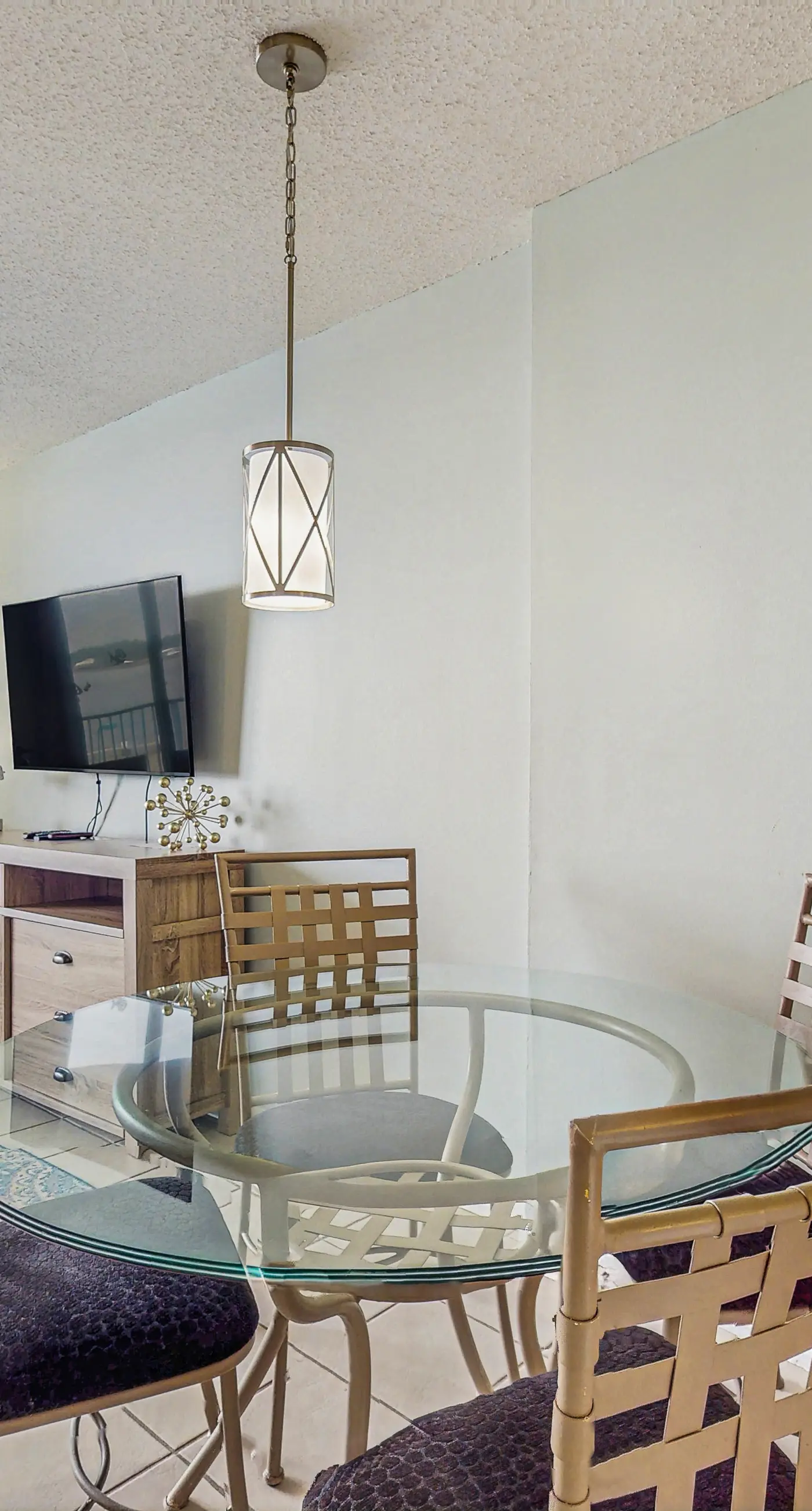 Bright Condo w Lagoon View & Shared Pools, Hot Tub, Tennis, & Beach Access