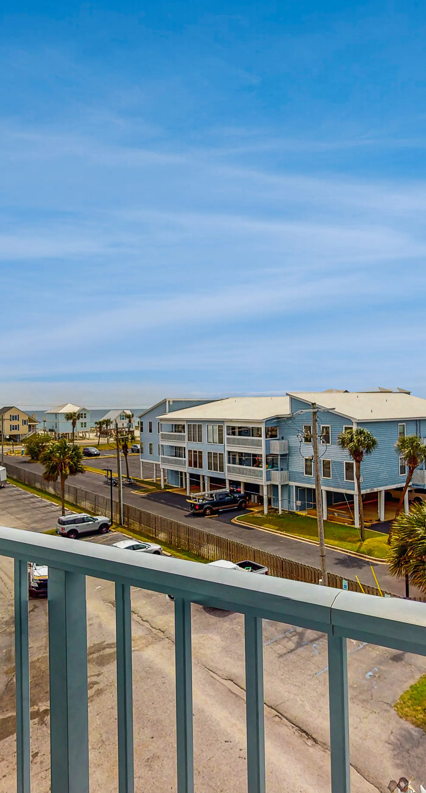 Bright Condo w Lagoon View & Shared Pools, Hot Tub, Tennis, & Beach Access