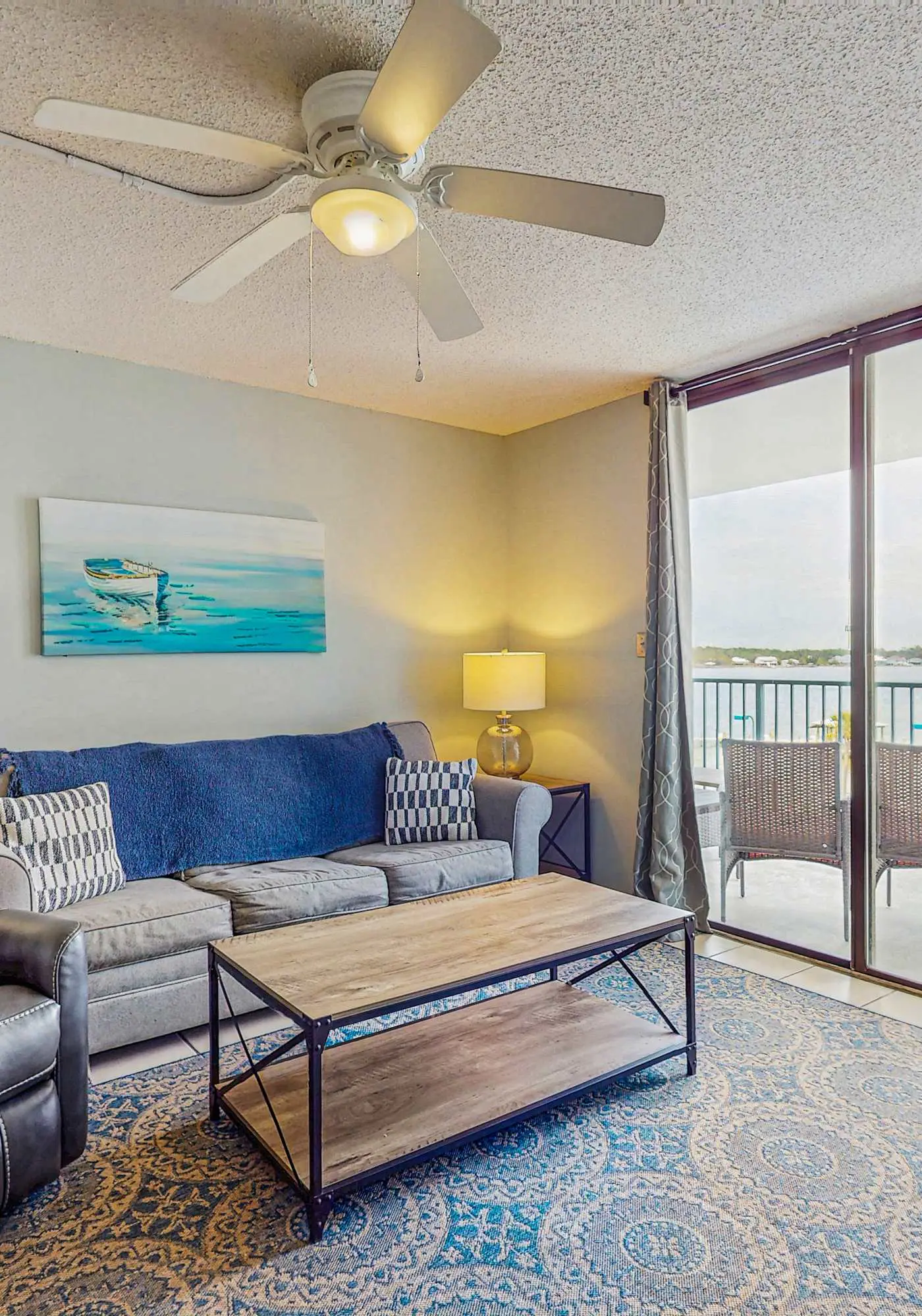 Bright Condo w Lagoon View & Shared Pools, Hot Tub, Tennis, & Beach Access
