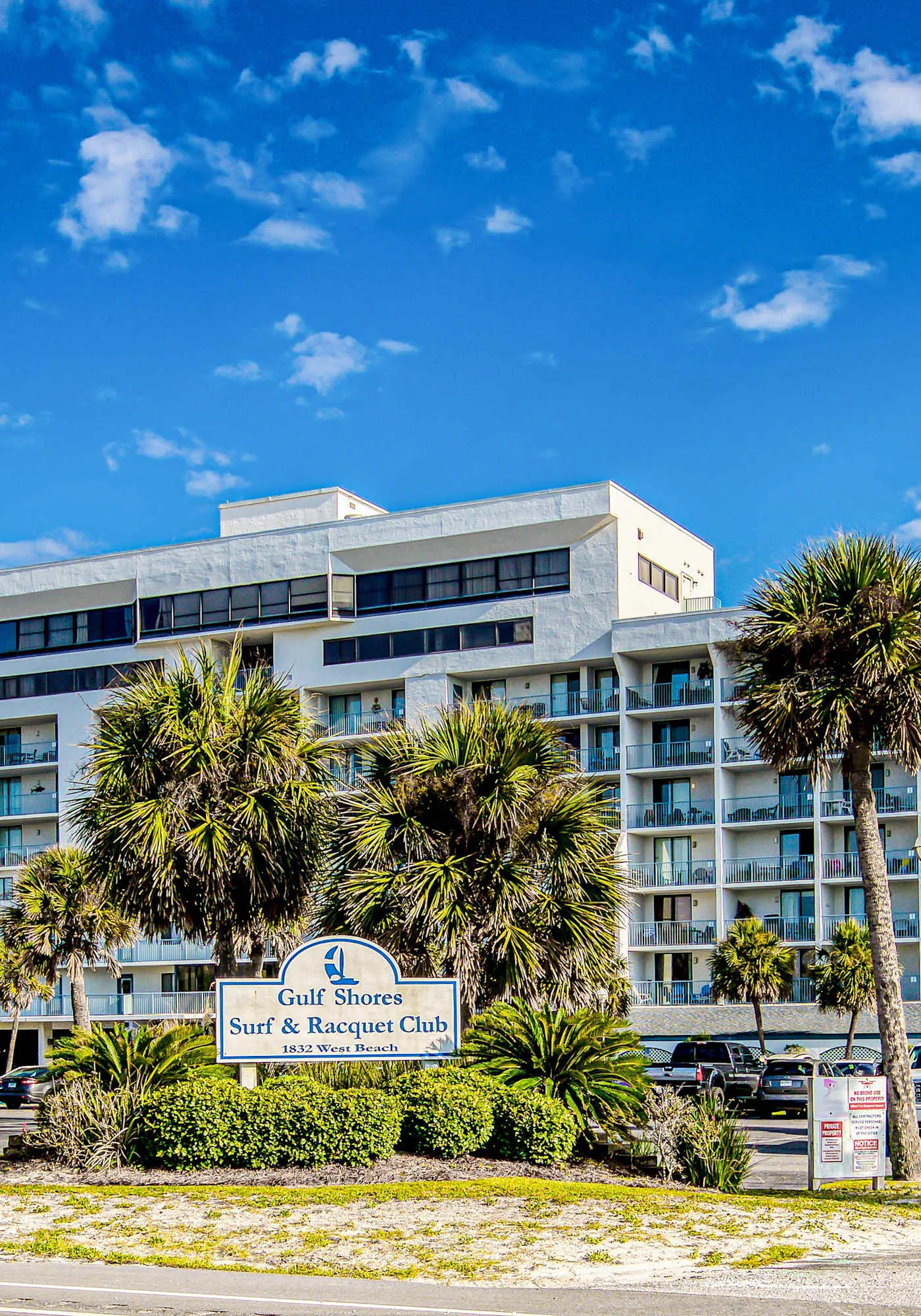Bright Condo w Lagoon View & Shared Pools, Hot Tub, Tennis, & Beach Access