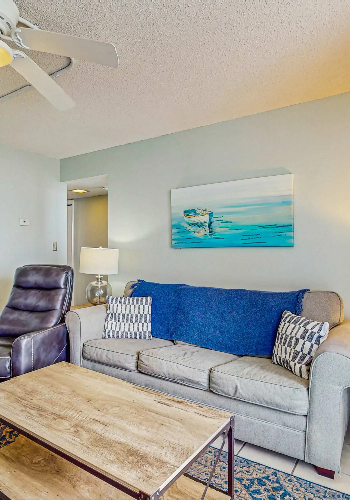 Bright Condo w Lagoon View & Shared Pools, Hot Tub, Tennis, & Beach Access