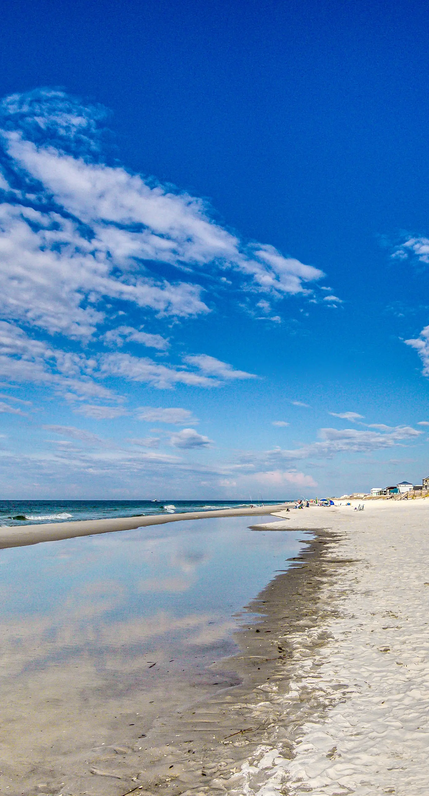 Condo w/ view of Little Lagoon, beach access, shared pools, hot tub, & pier