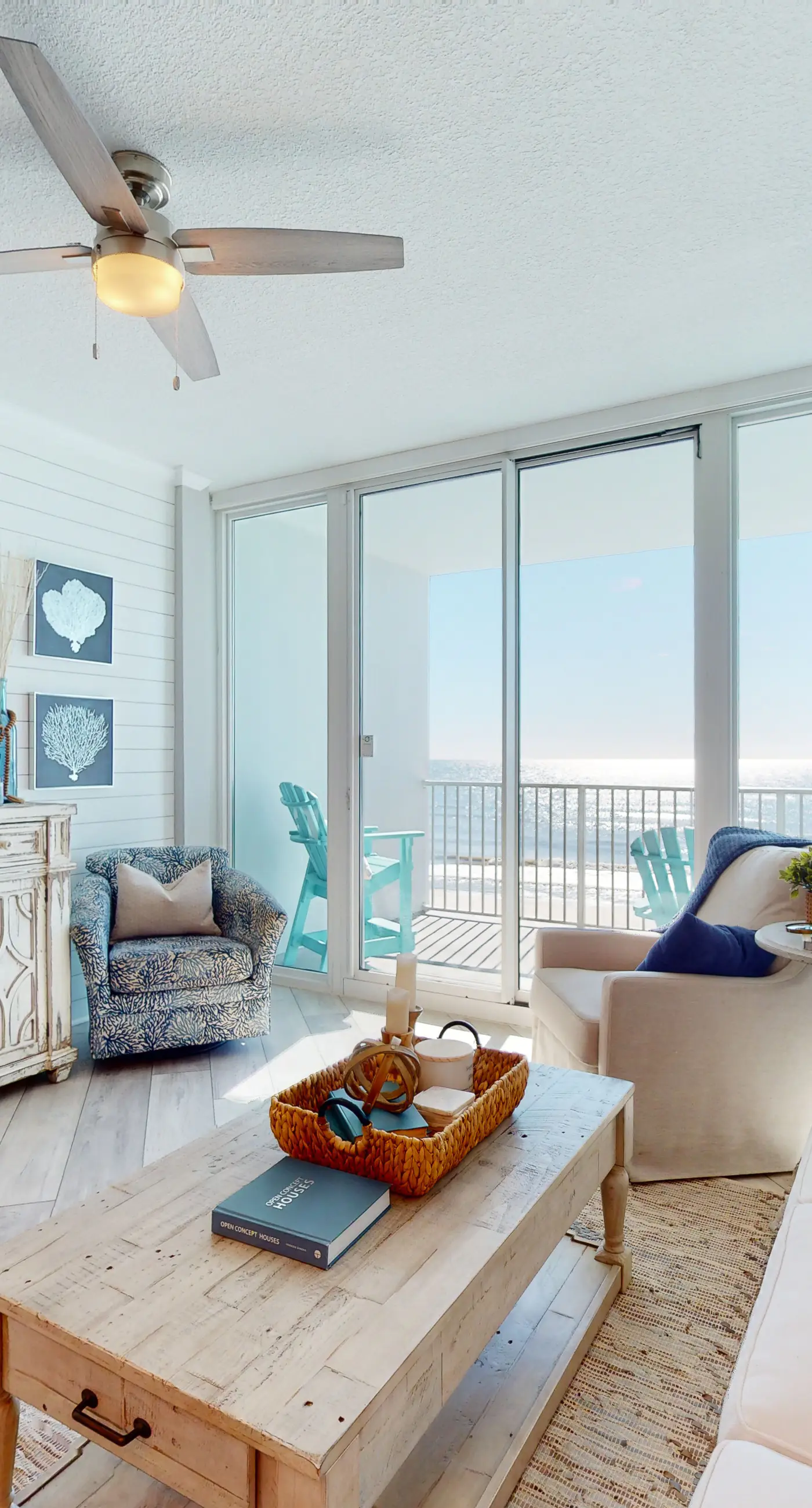 Gulf-front condo with hot tub, sauna, indoor pool & beach access - near dining