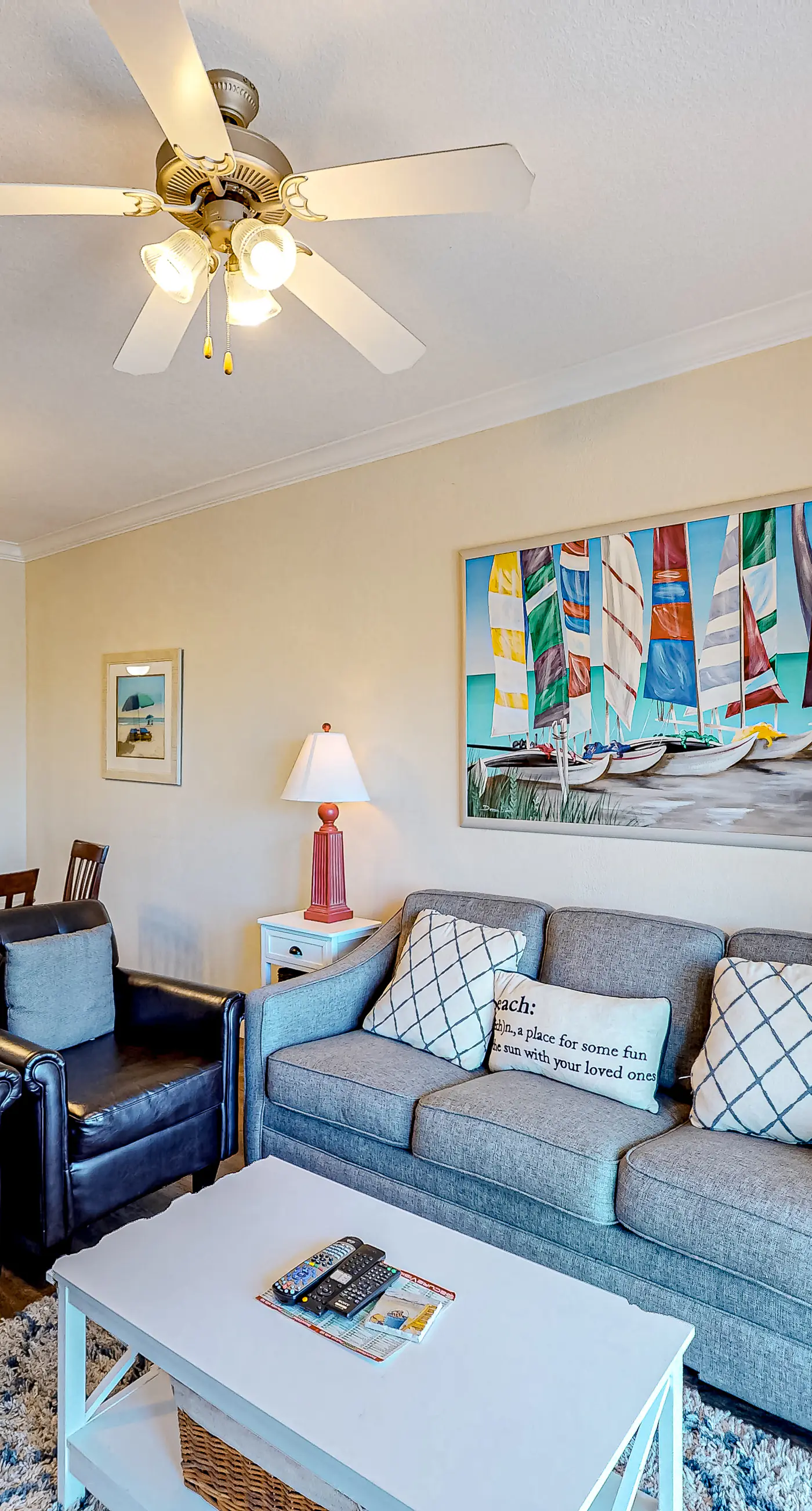 Luxury Gulf-view condo with pool, hot tub & sauna - walk to the beach