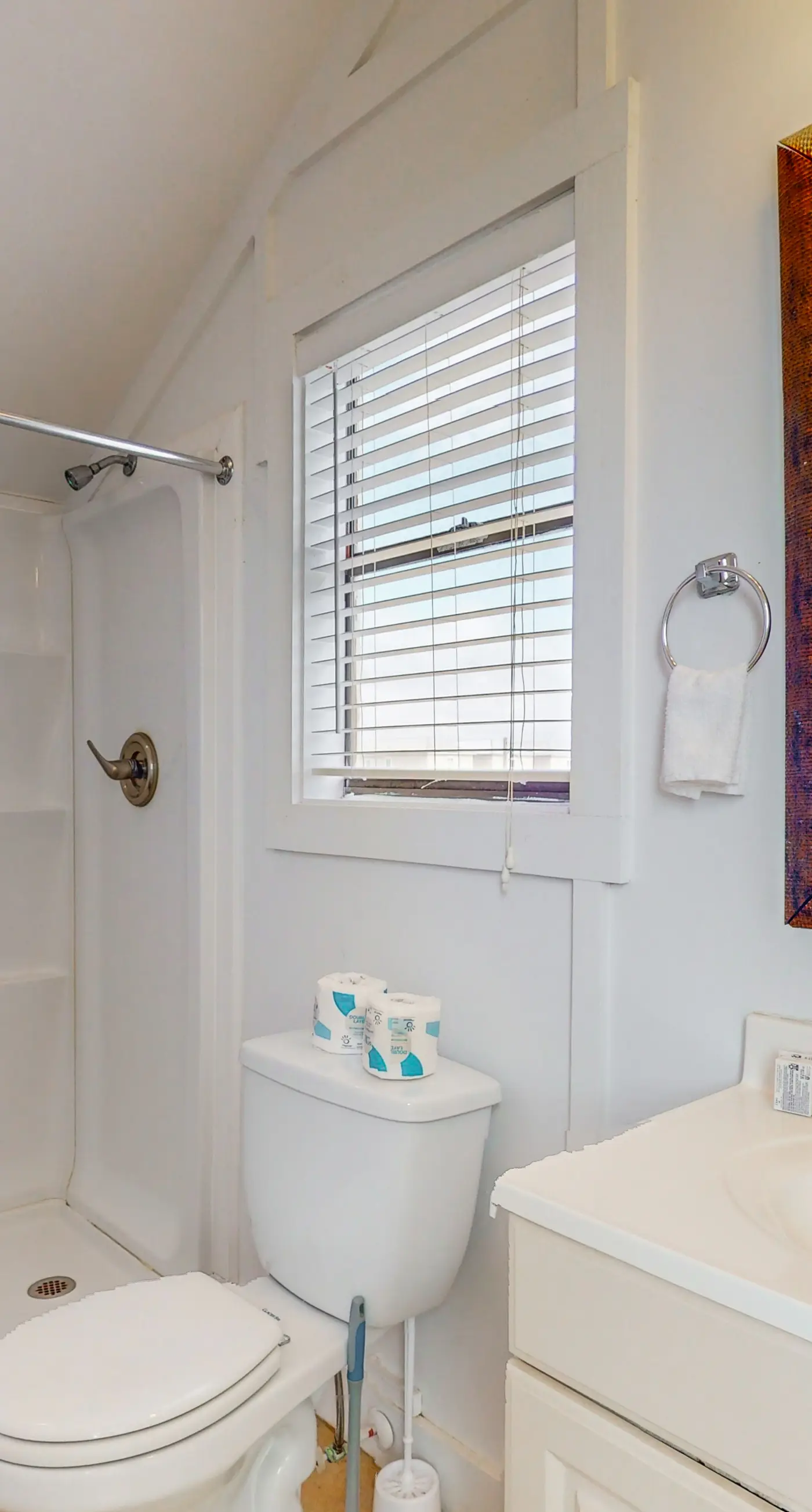 Beachfront Daydream Hideaway w Panoramic Water Views & Gulf-Front Deck