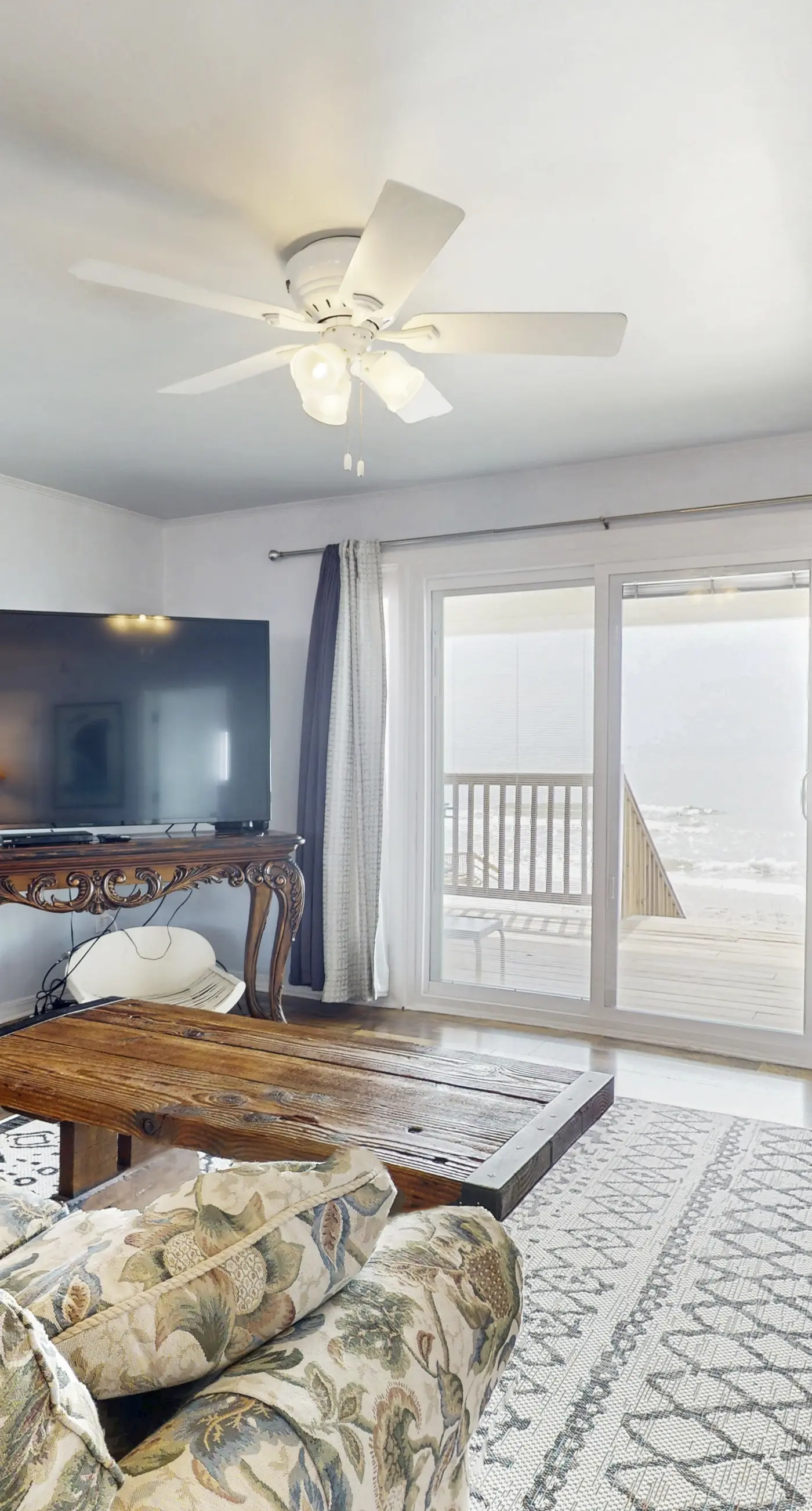 Oceanfront Oasis- Beachfront Home with Spacious Waterfront Deck and Pet Friendly 