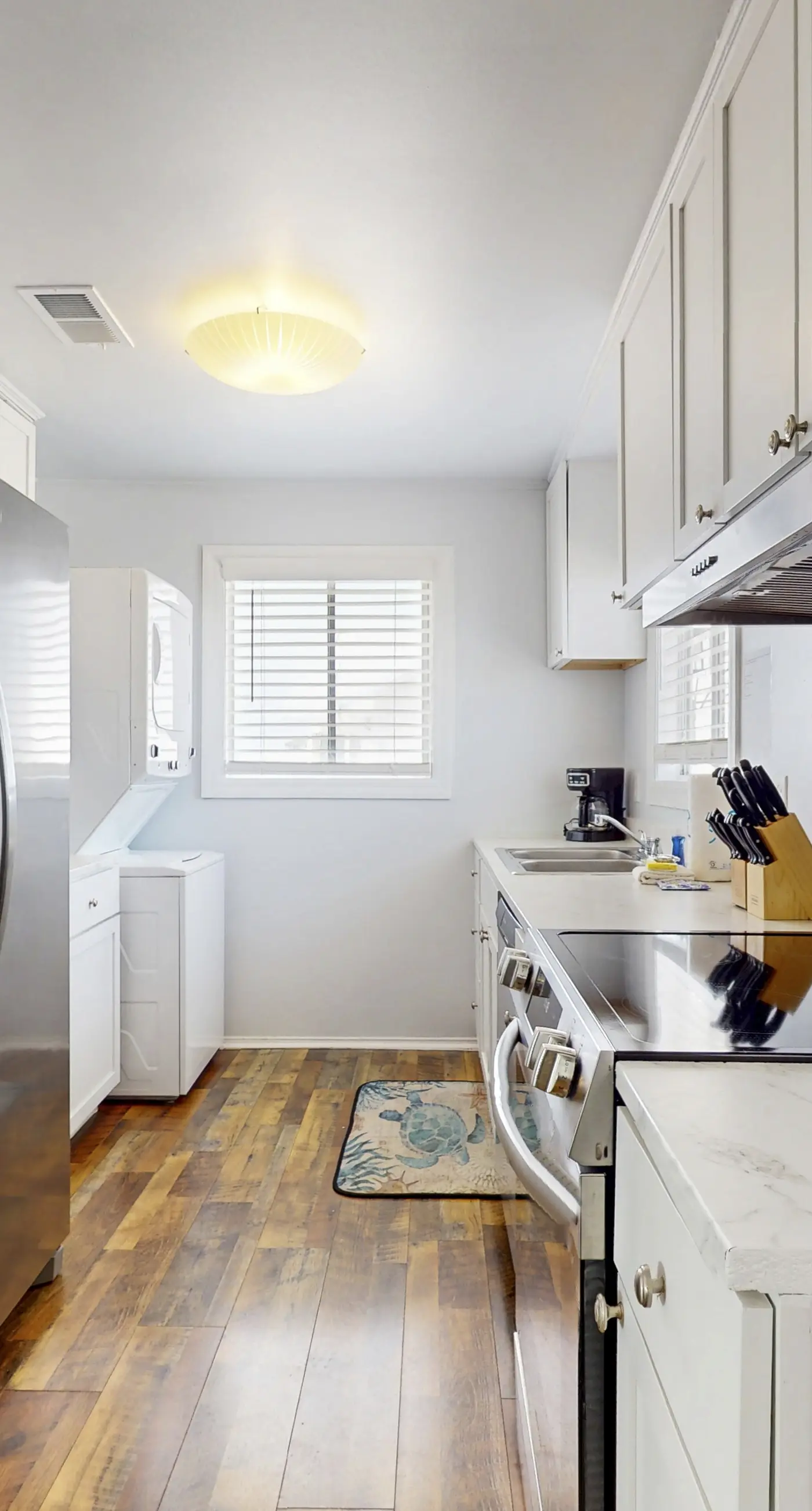 Oceanfront Oasis- Beachfront Home with Spacious Waterfront Deck and Pet Friendly 