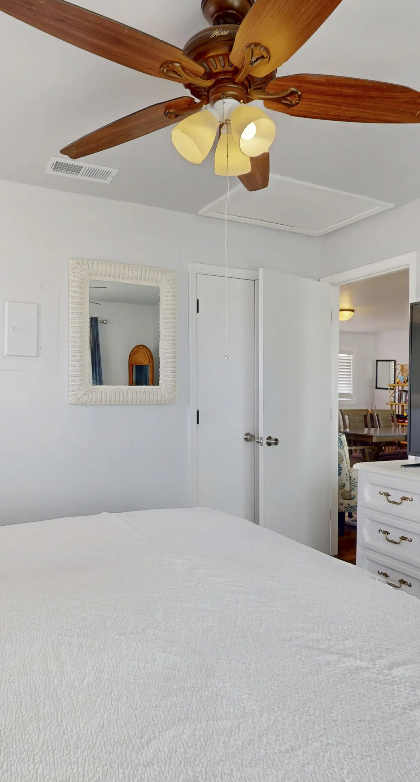 Oceanfront Oasis- Beachfront Home with Spacious Waterfront Deck and Pet Friendly 