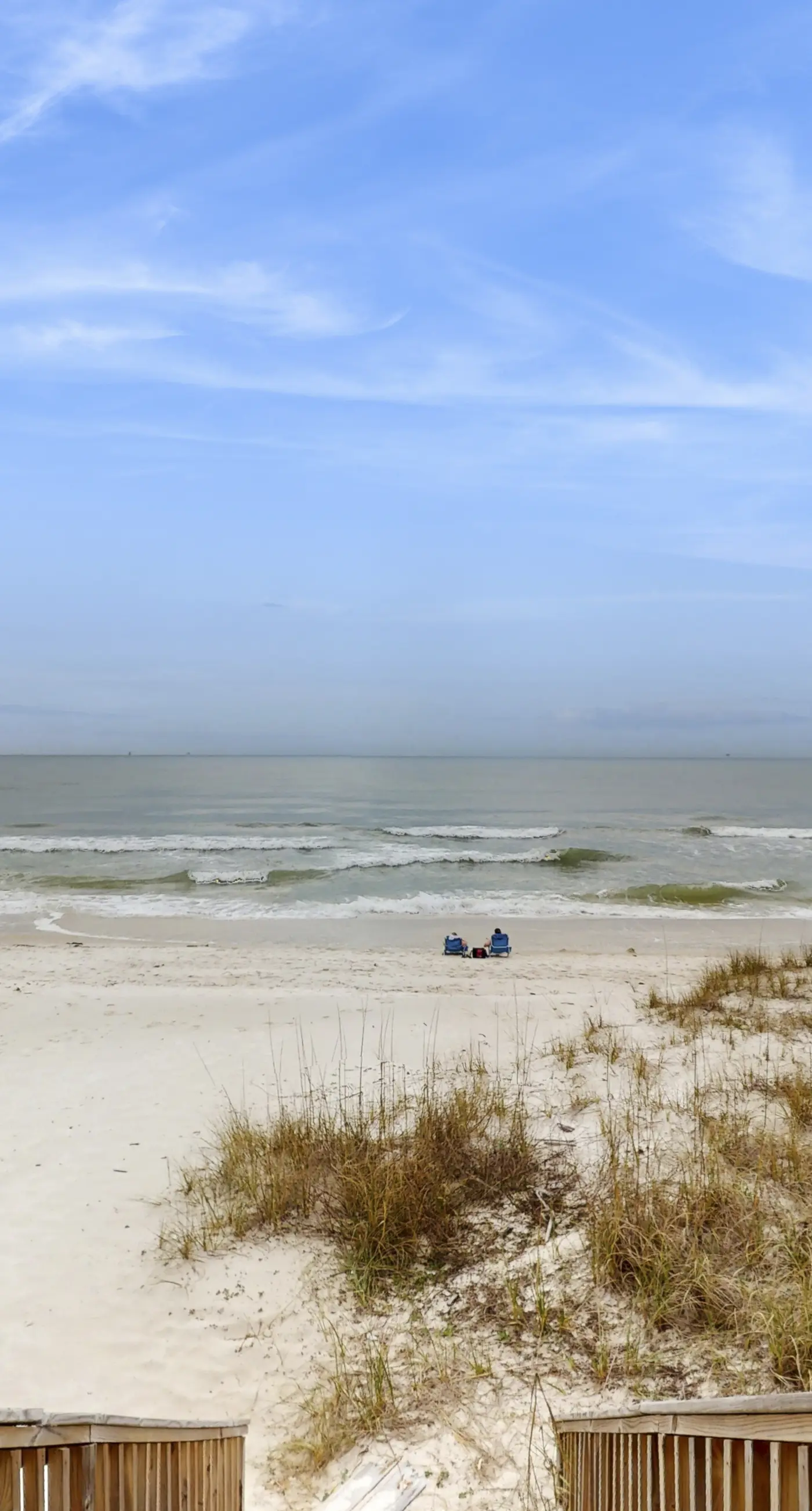 Oceanfront Oasis- Beachfront Home with Spacious Waterfront Deck and Pet Friendly 