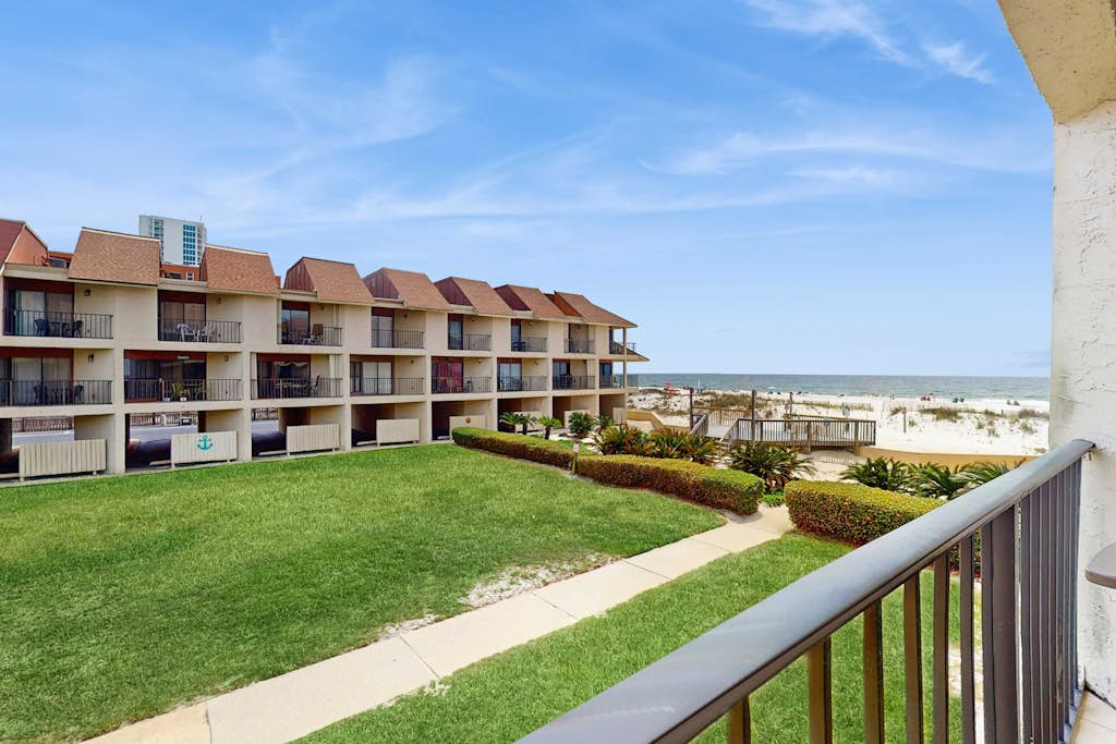 Gulfside Townhomes 7