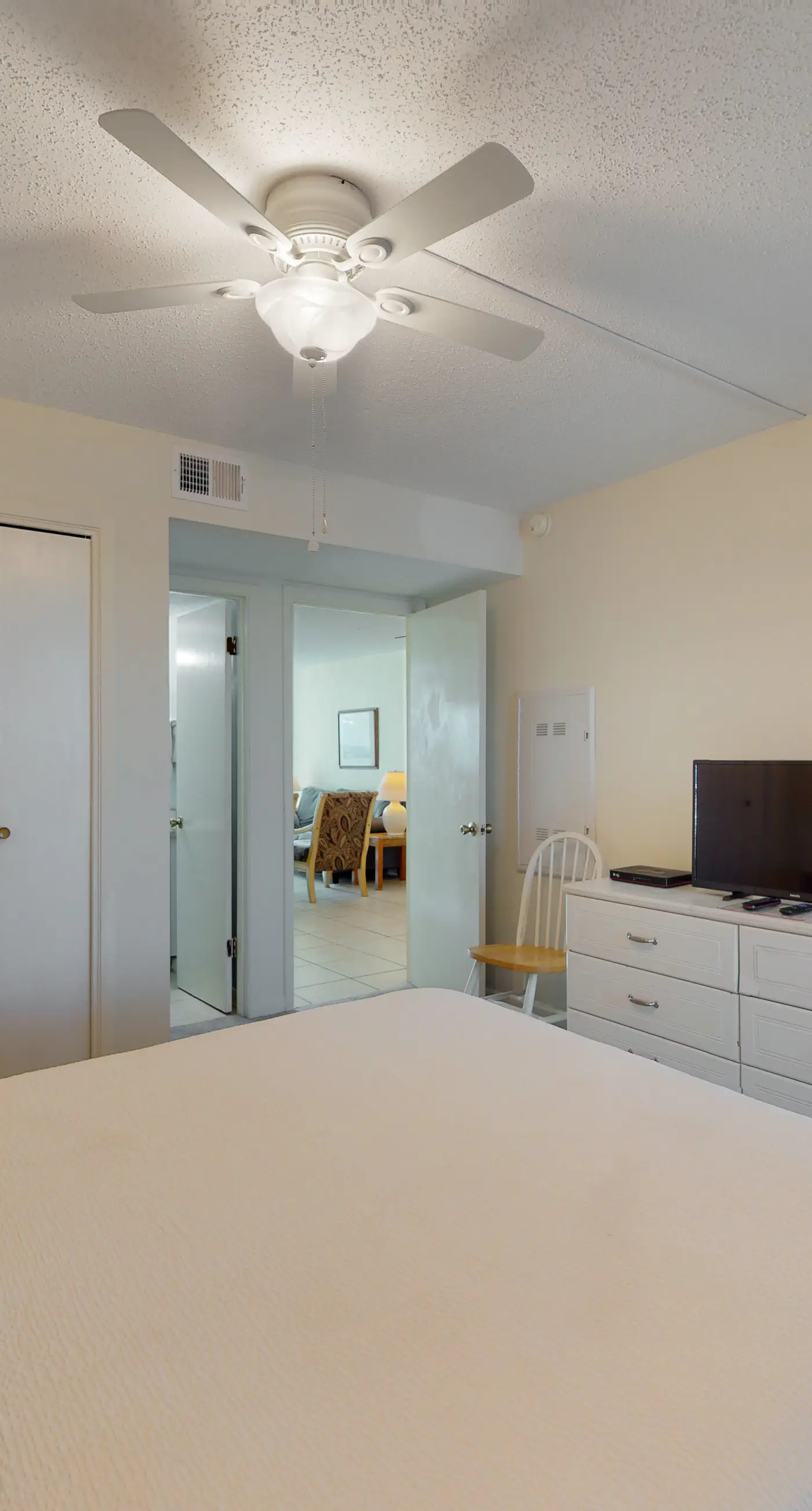 Gulf-Front Condo w/Shared Outdoor Pool, Private Balcony, Incredible Views & WiFi