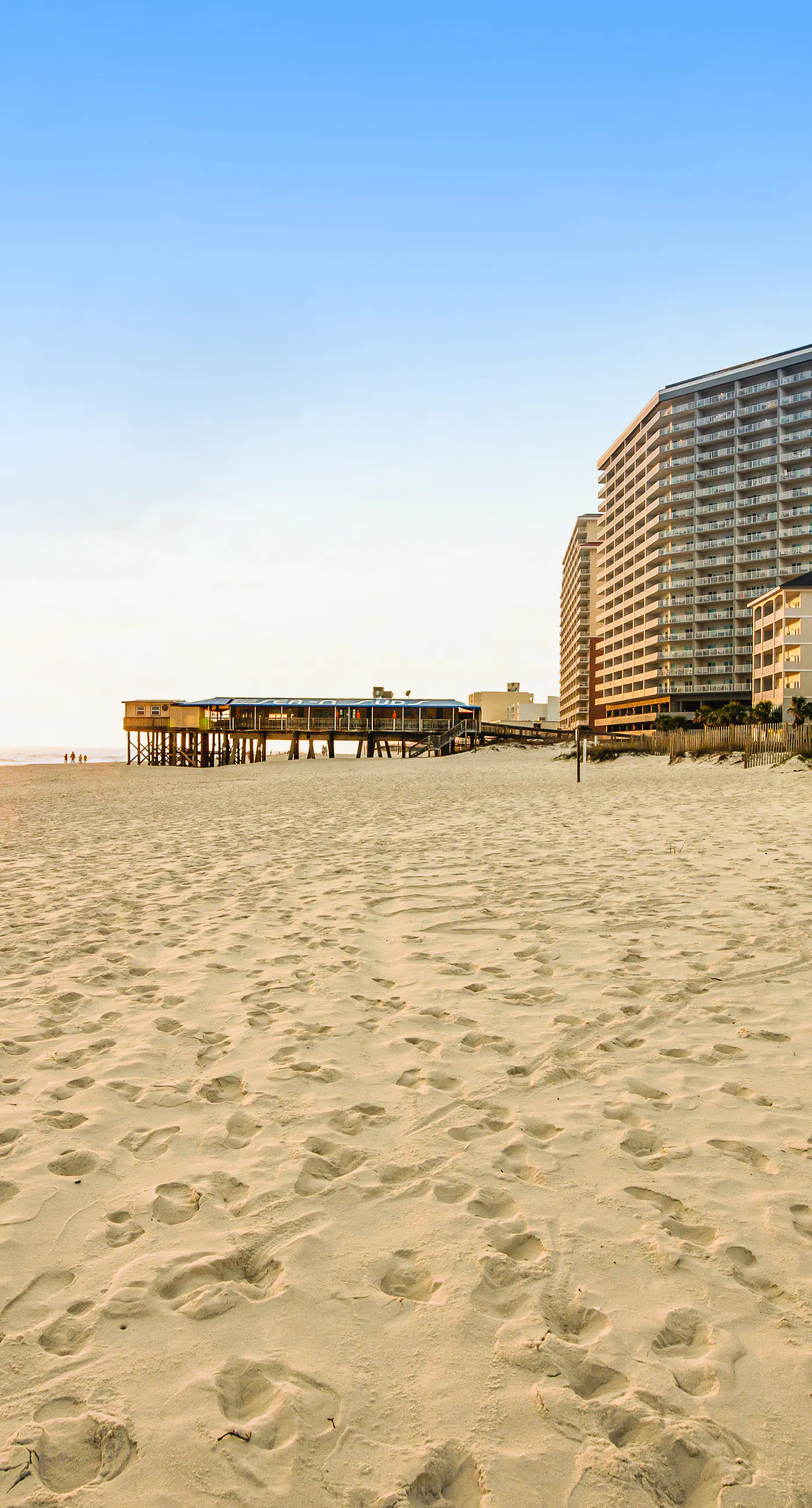 Gulf-Front Condo w/Shared Outdoor Pool, Private Balcony, Incredible Views & WiFi