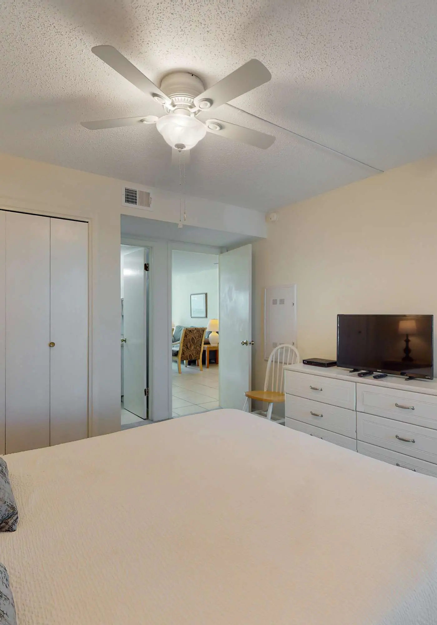 Gulf-Front Condo w/Shared Outdoor Pool, Private Balcony, Incredible Views & WiFi