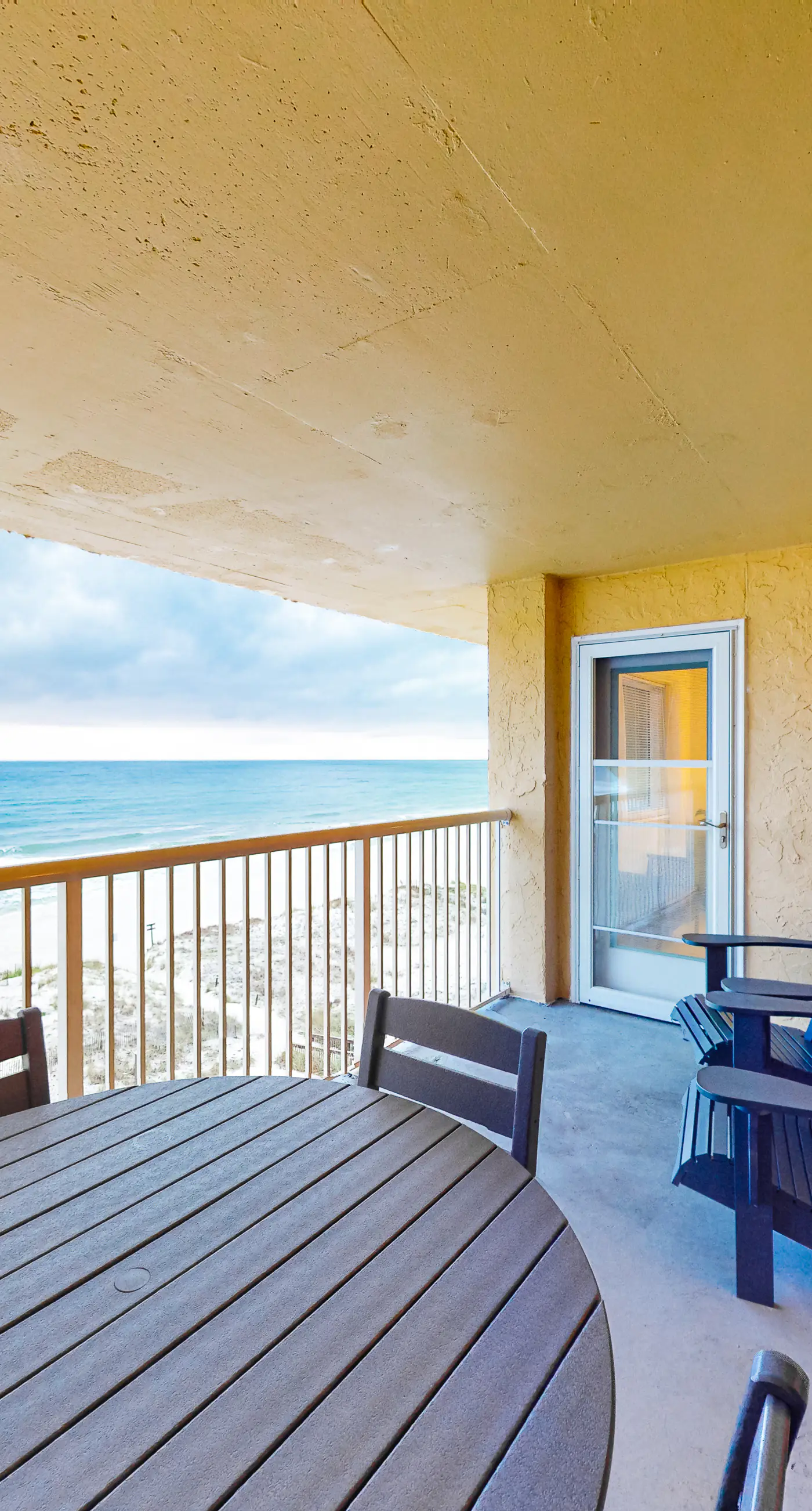5th-floor beach/Gulf-front condo with balcony, great views, & pool access