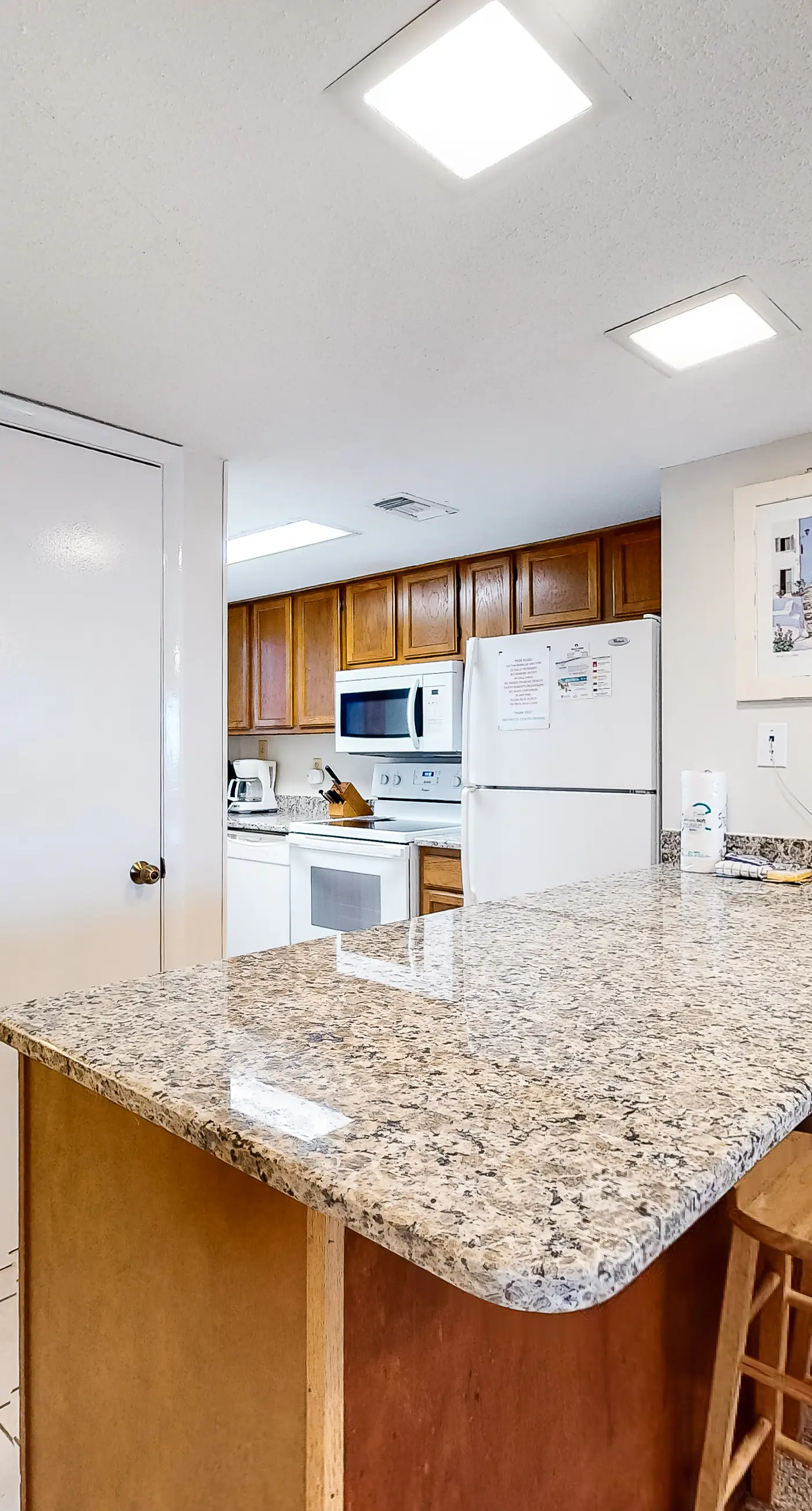 5th-floor beach/Gulf-front condo with balcony, great views, & pool access