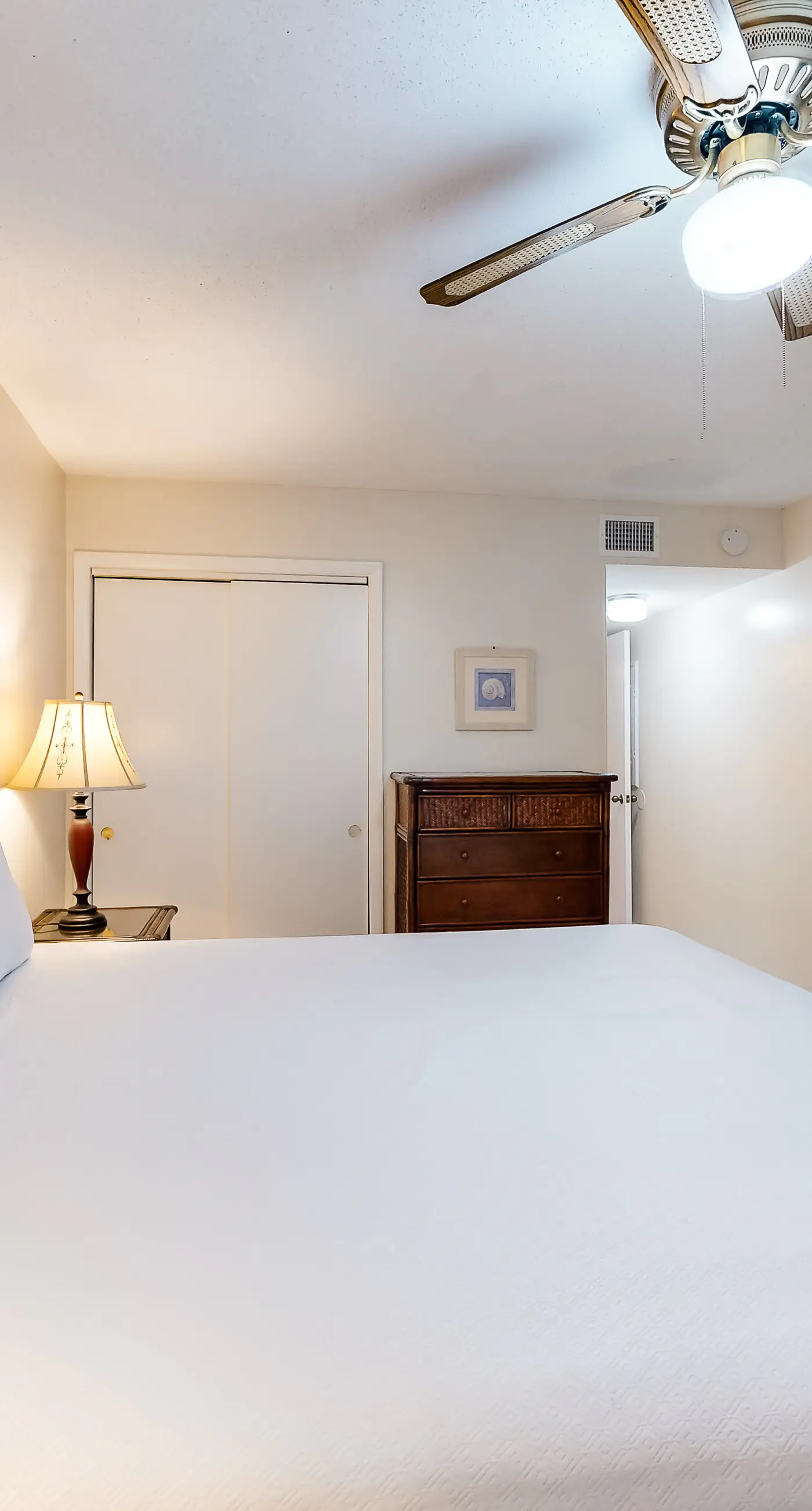 5th-floor beach/Gulf-front condo with balcony, great views, & pool access