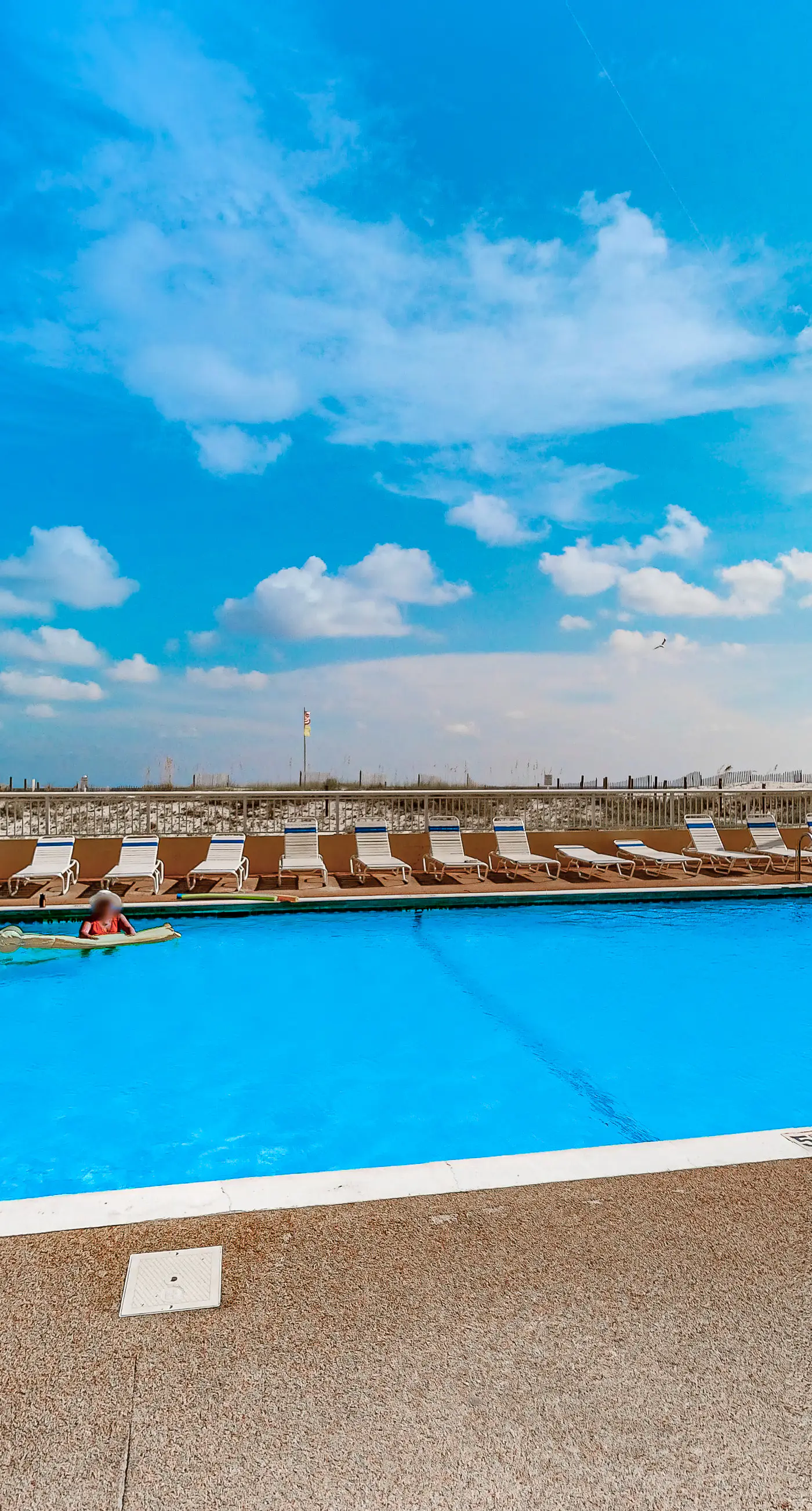 Gulf-Front 4th-Floor Condo with Shared Outdoor Pool, CentralAC, Private Balcony
