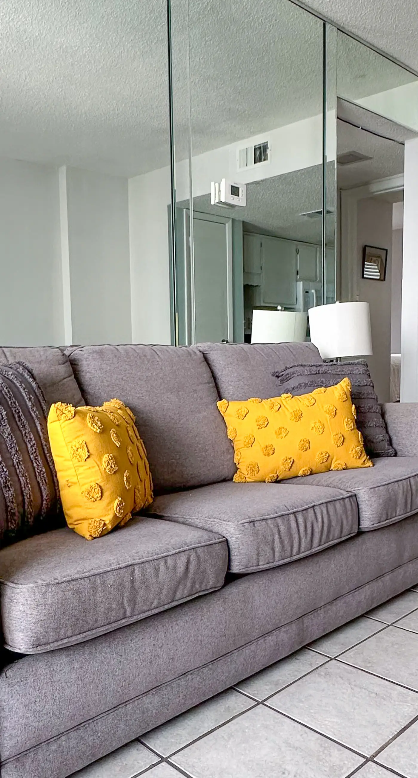 Breezy Condo near the Beach w/Balcony, A/C, Shared Pool, Tennis, Hot Tub, WiFi