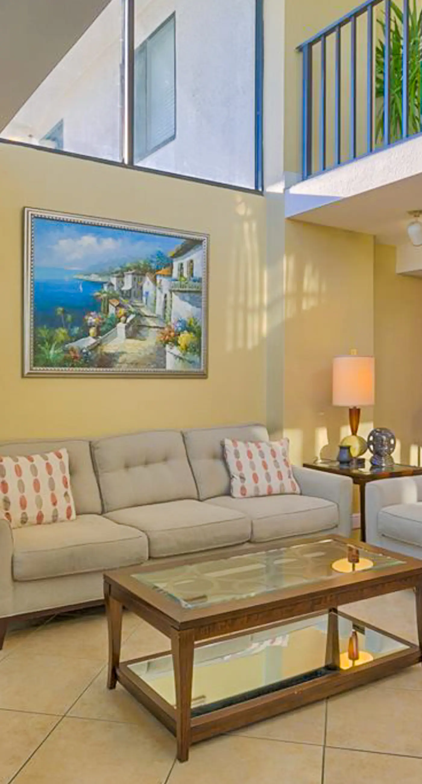 Breezy Condo near the Beach w/Balcony, A/C, Shared Pool, Tennis, Hot Tub, WiFi