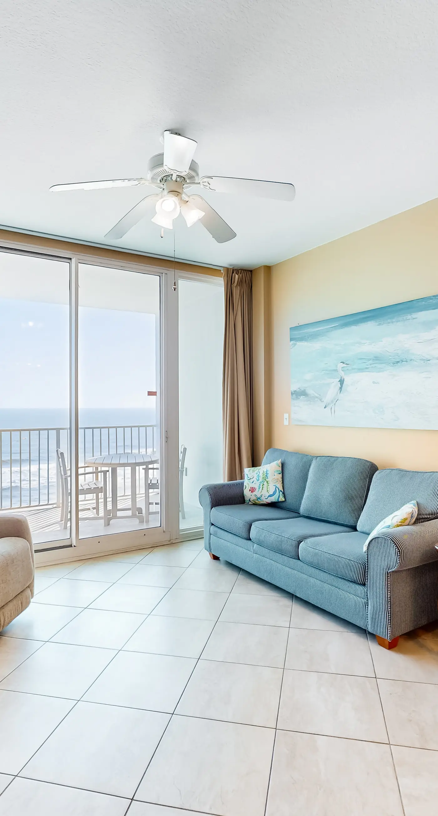 Gulf-Front Condo w/ Shaded Balcony, AC, WiFi & Shared Pools/Hot Tubs/Gym
