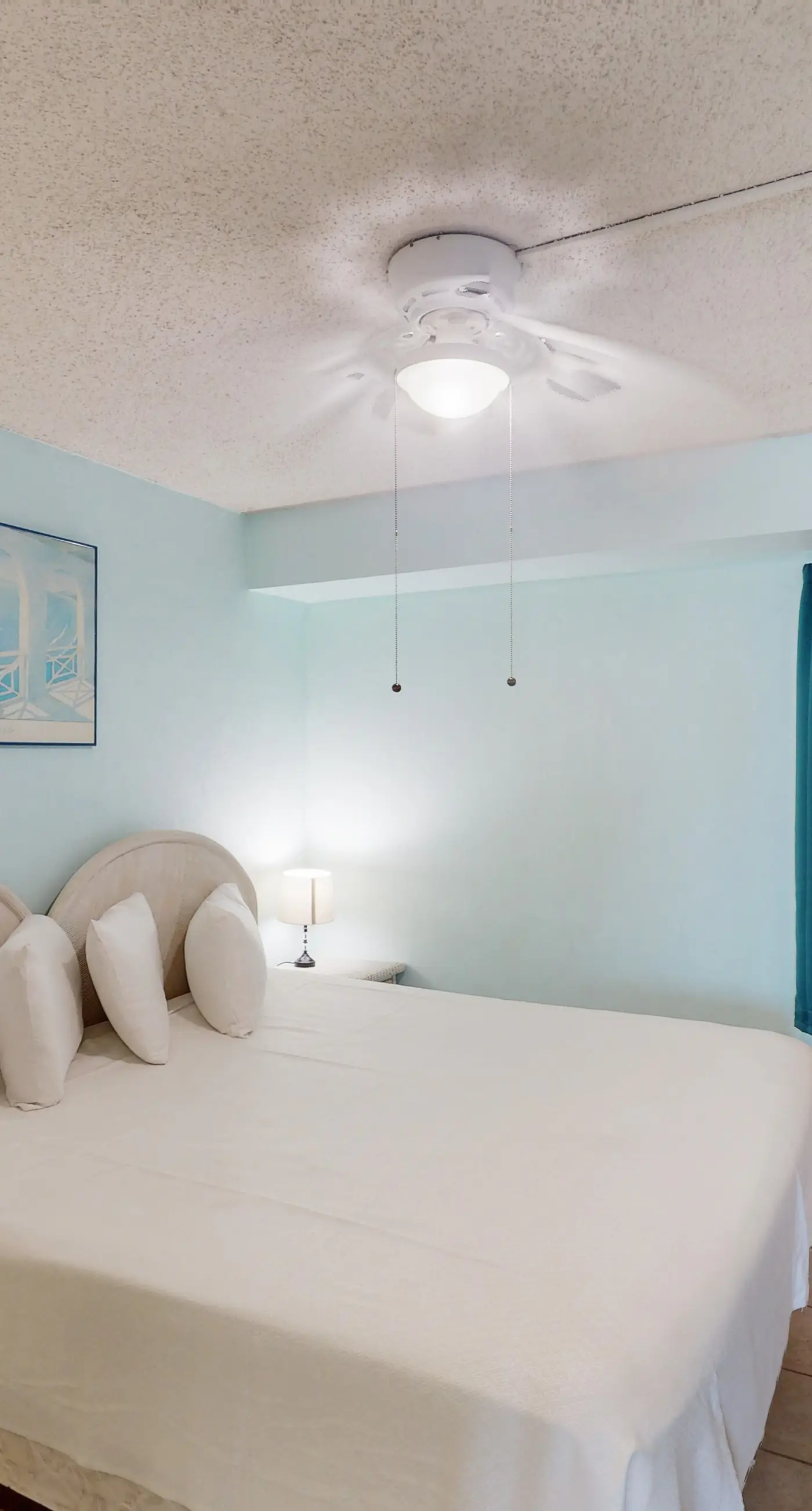 Gulf-Front 4th-Floor Condo w/Shared Outdoor Pool, Central AC, Private Balcony