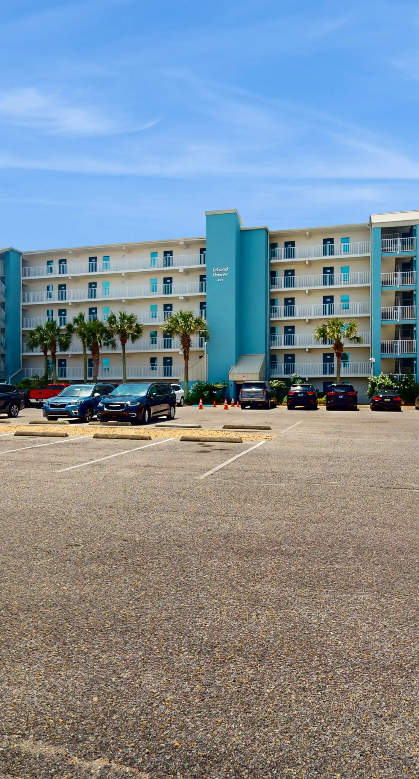 Gulf-Front 4th-Floor Condo w/Shared Outdoor Pool, Central AC, Private Balcony