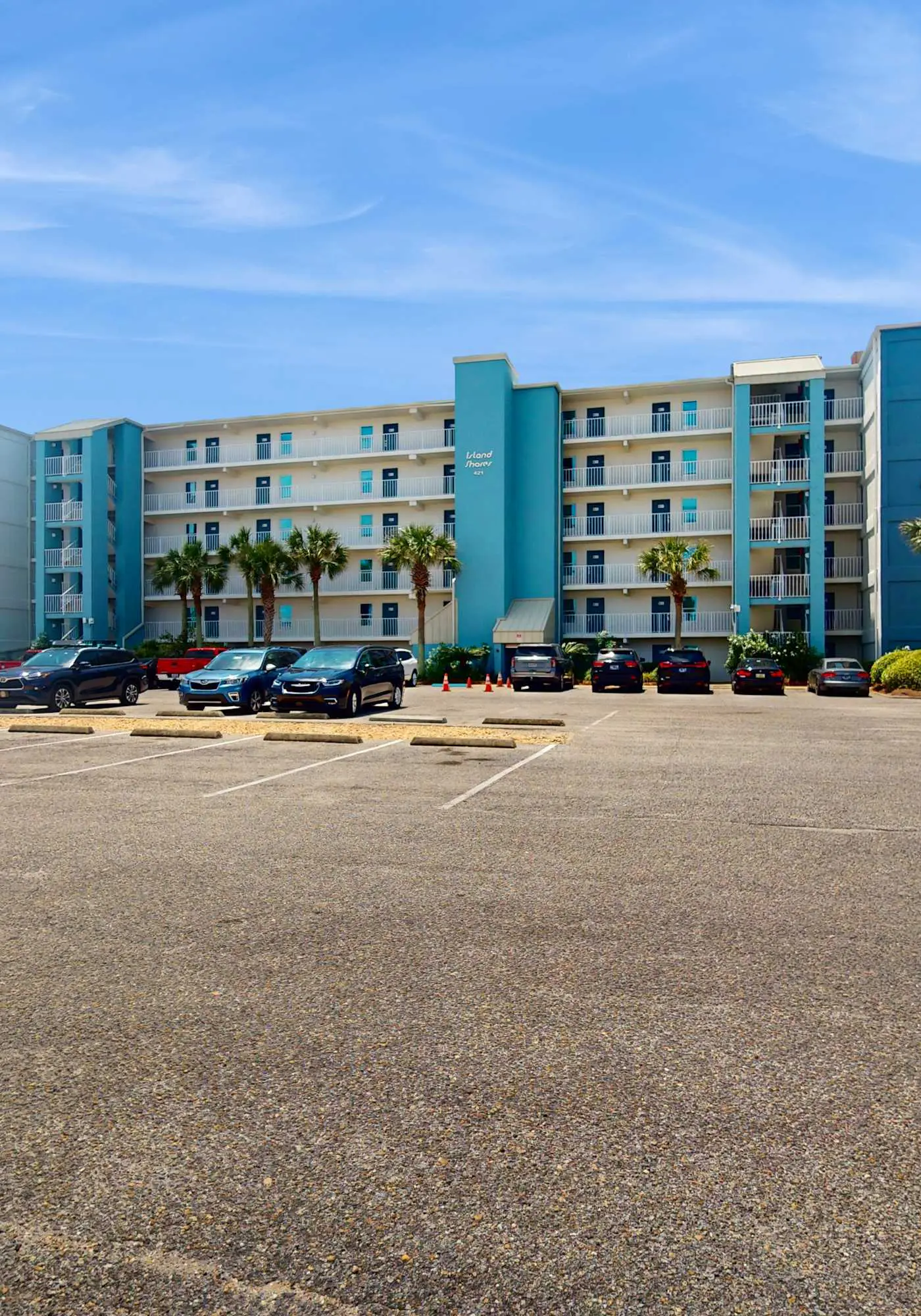 Gulf-Front 4th-Floor Condo w/Shared Outdoor Pool, Central AC, Private Balcony