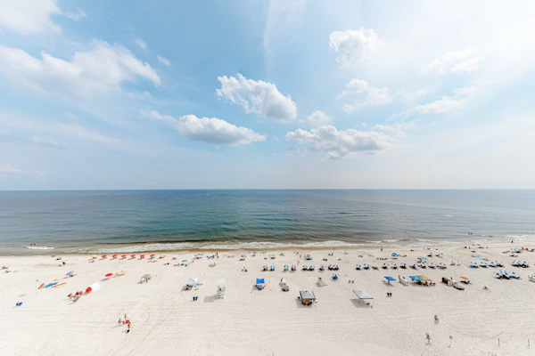 Corner Condo w/ Amazing Gulf-Front Views, Balcony & Shared Pools/Hot Tubs/Gym