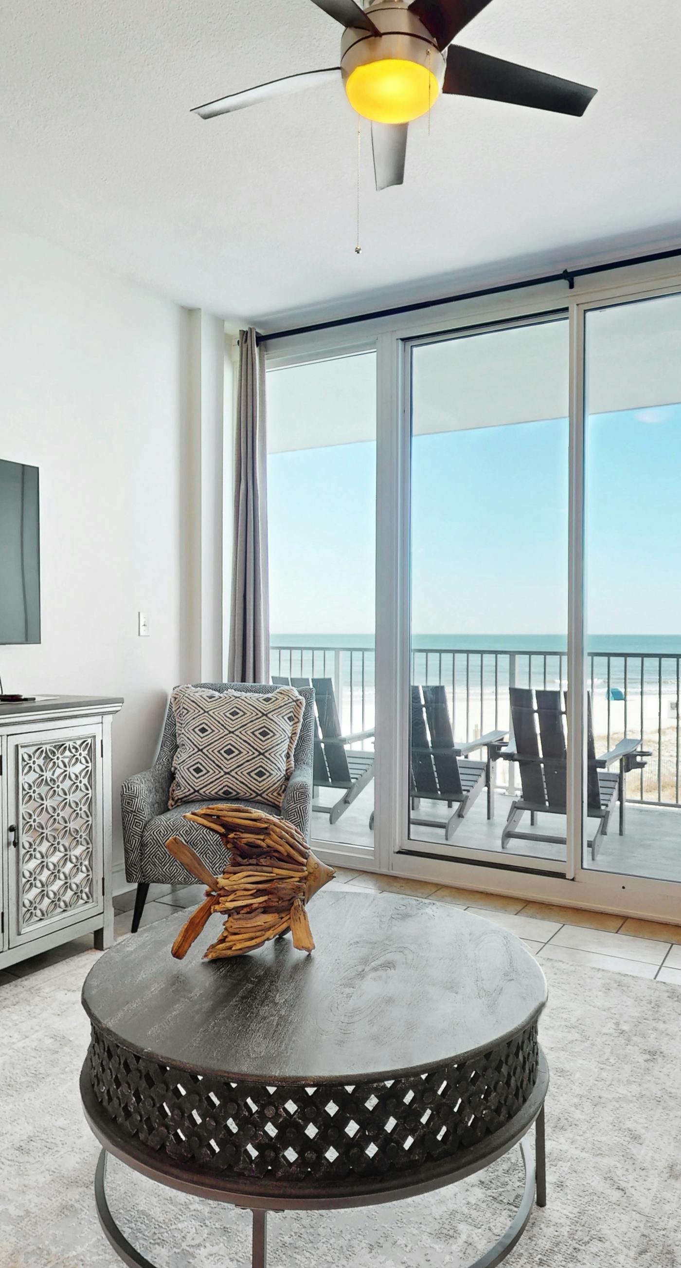 Gulf-Front Condo on the Beach w/ Balcony & Shared Pools/Hot Tubs/Sauna/Gym