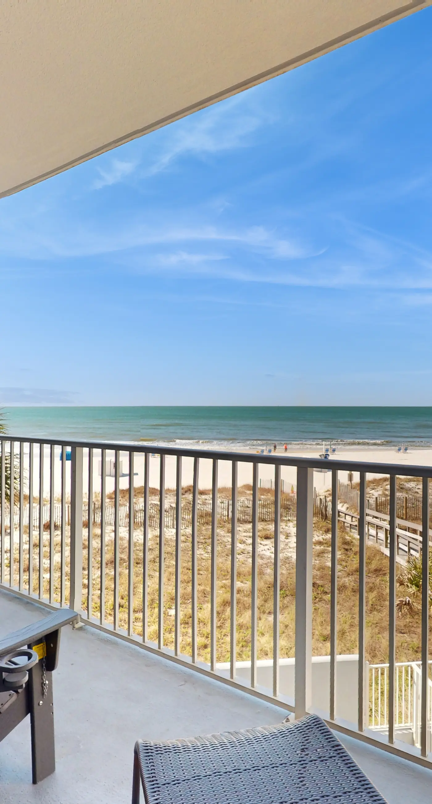 Gulf-Front Condo on the Beach w/ Balcony & Shared Pools/Hot Tubs/Sauna/Gym