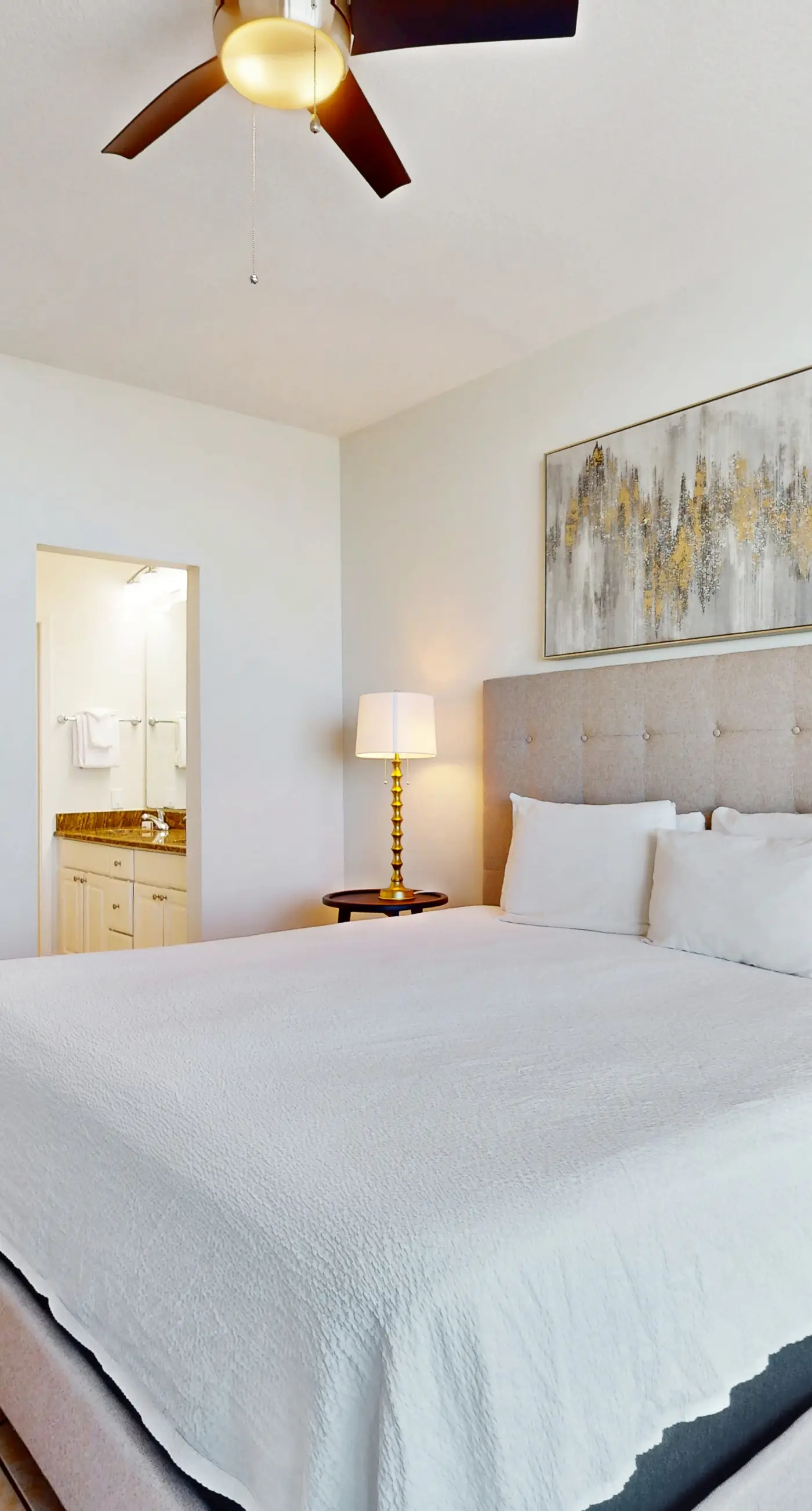 Gulf-Front Condo on the Beach w/ Balcony & Shared Pools/Hot Tubs/Sauna/Gym