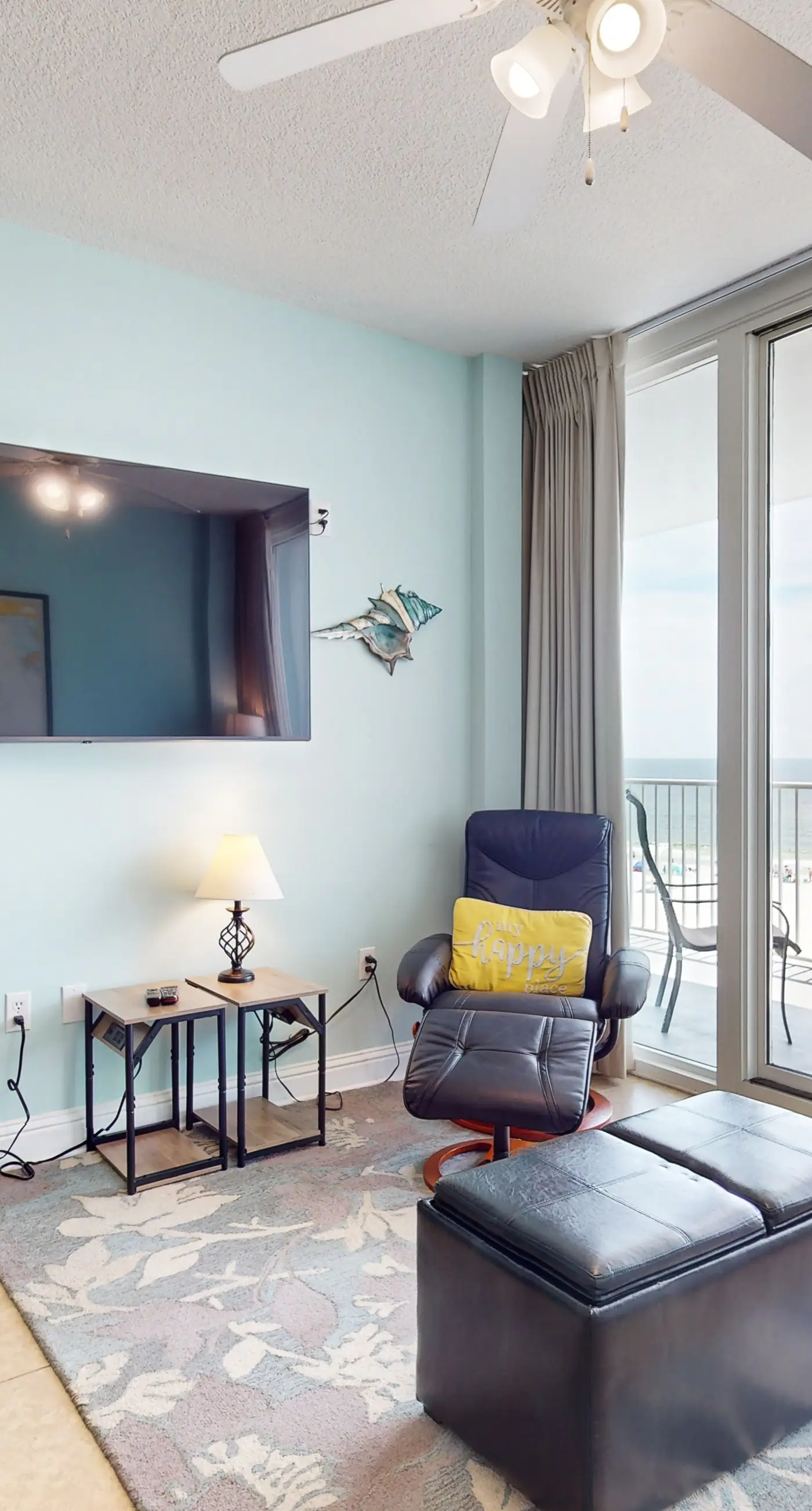 Gulf-Front Condo w/ Big Beach Views, Balcony, WiFi & Shared Pools/Hot Tubs/Gym